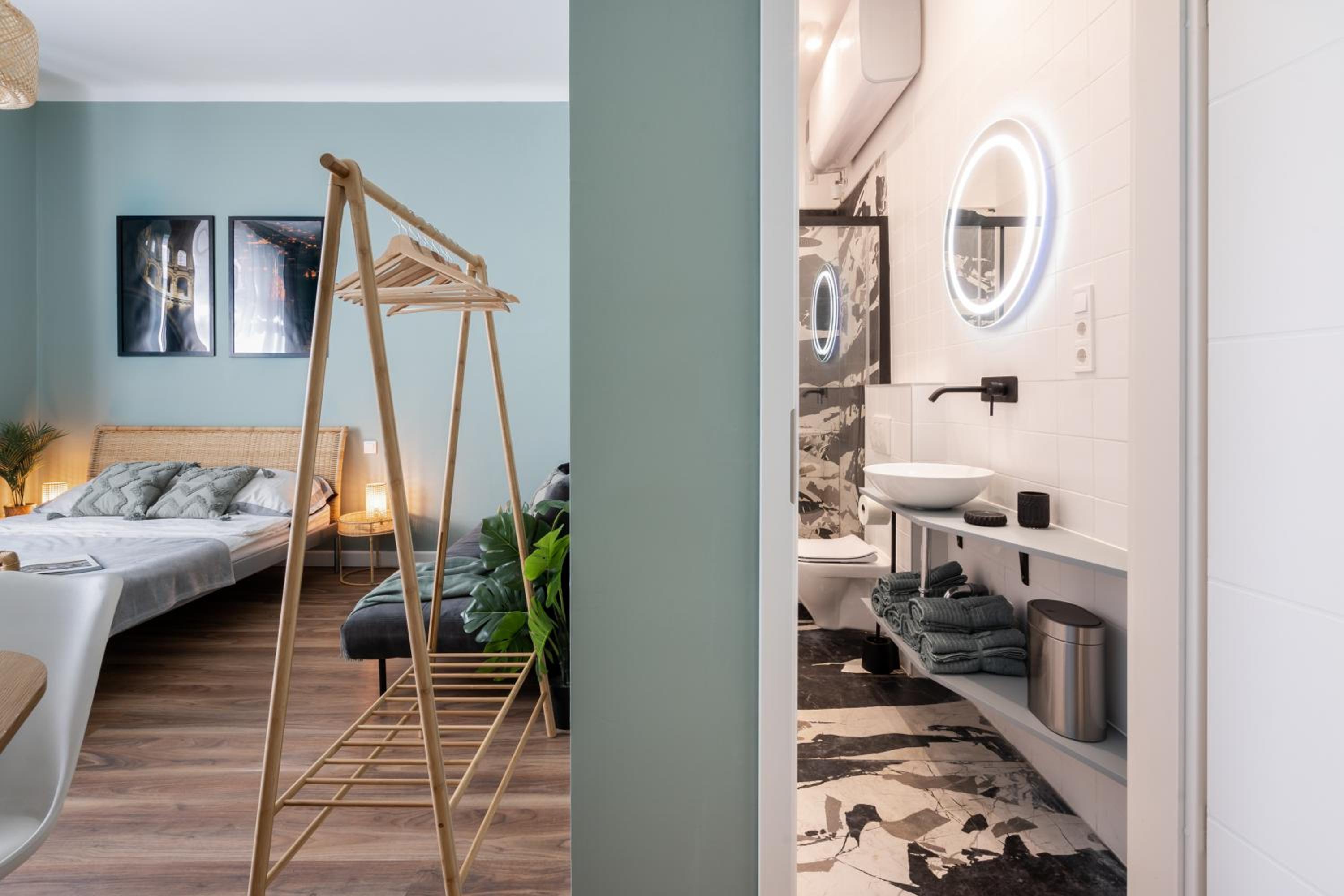 hotel room