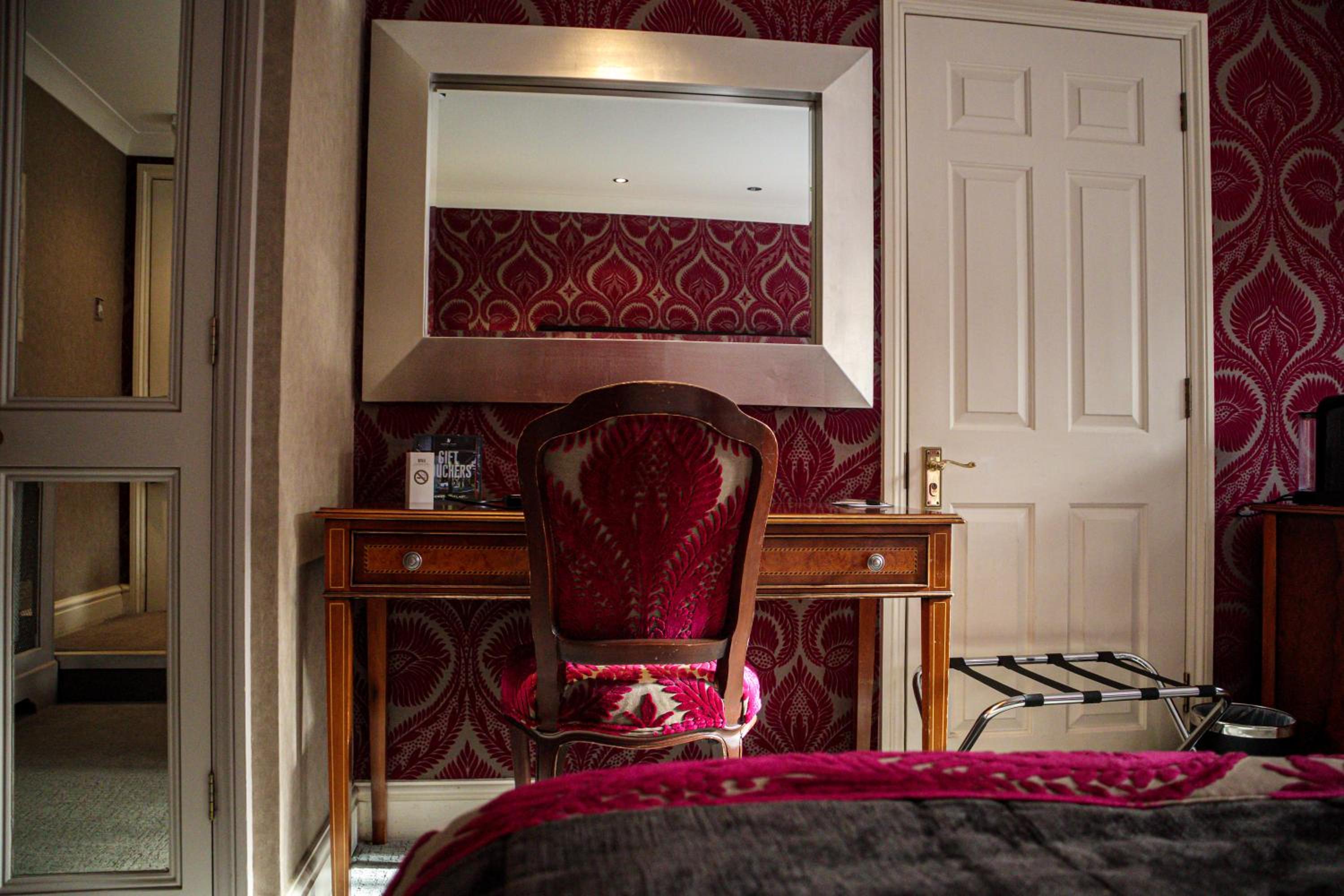 Horley Vacations - Langshott Manor - Luxury Hotel Gatwick - Property Image 141
