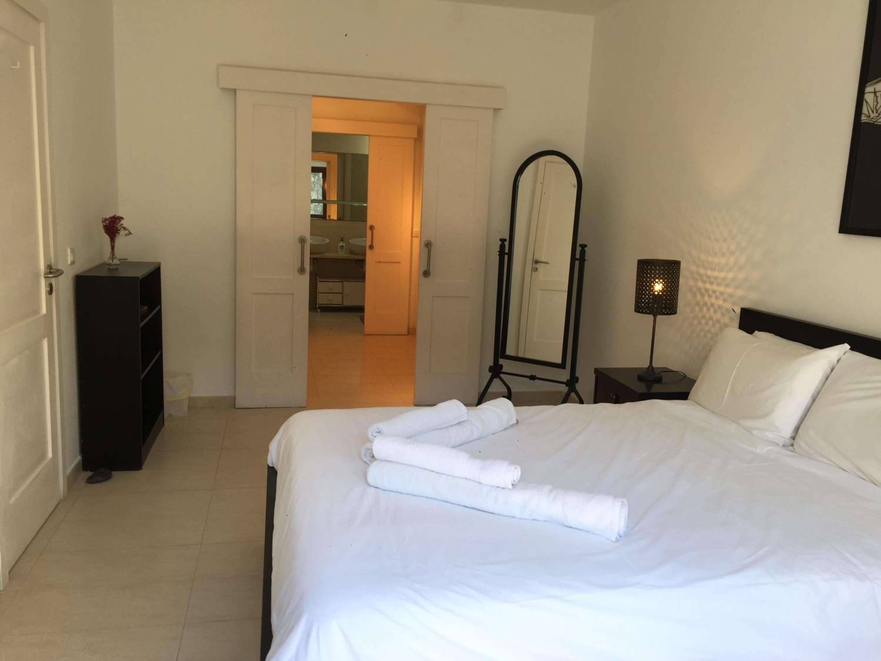 El Olivo Beautiful Rural location 3 bed villa view 4