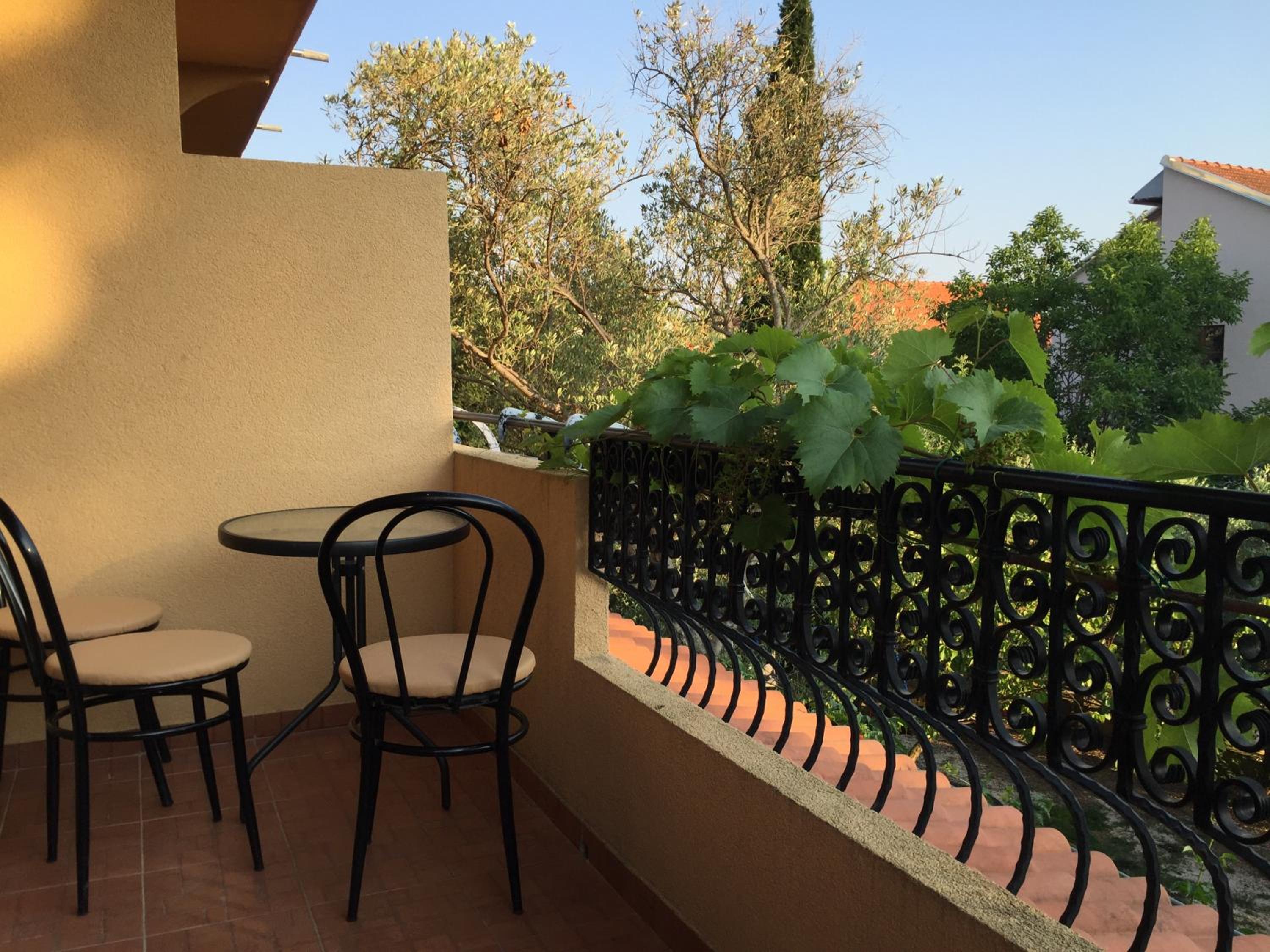 Apartments and Rooms Sinka view 5