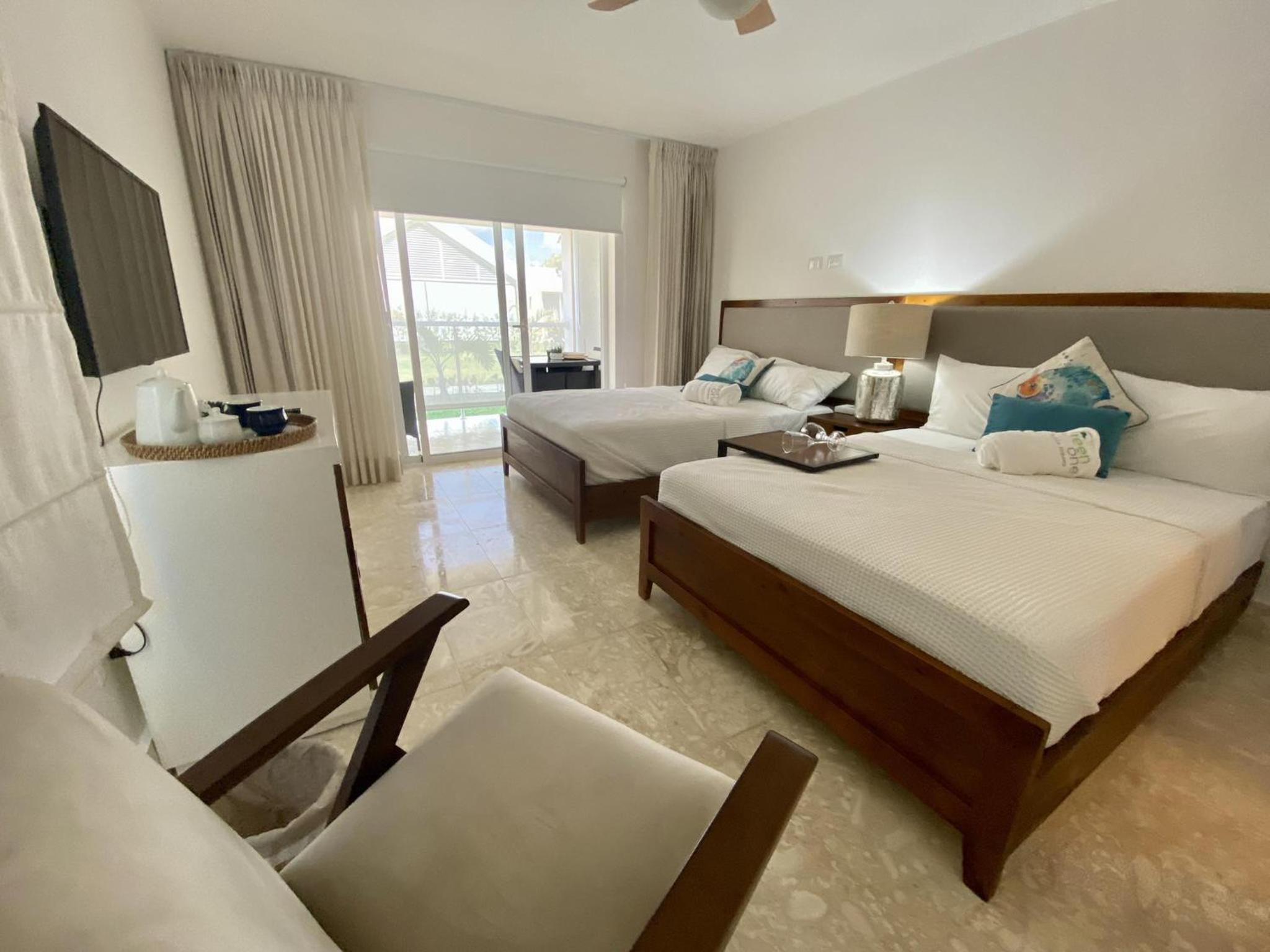 Amazing Studio at Green One BA6 view 4