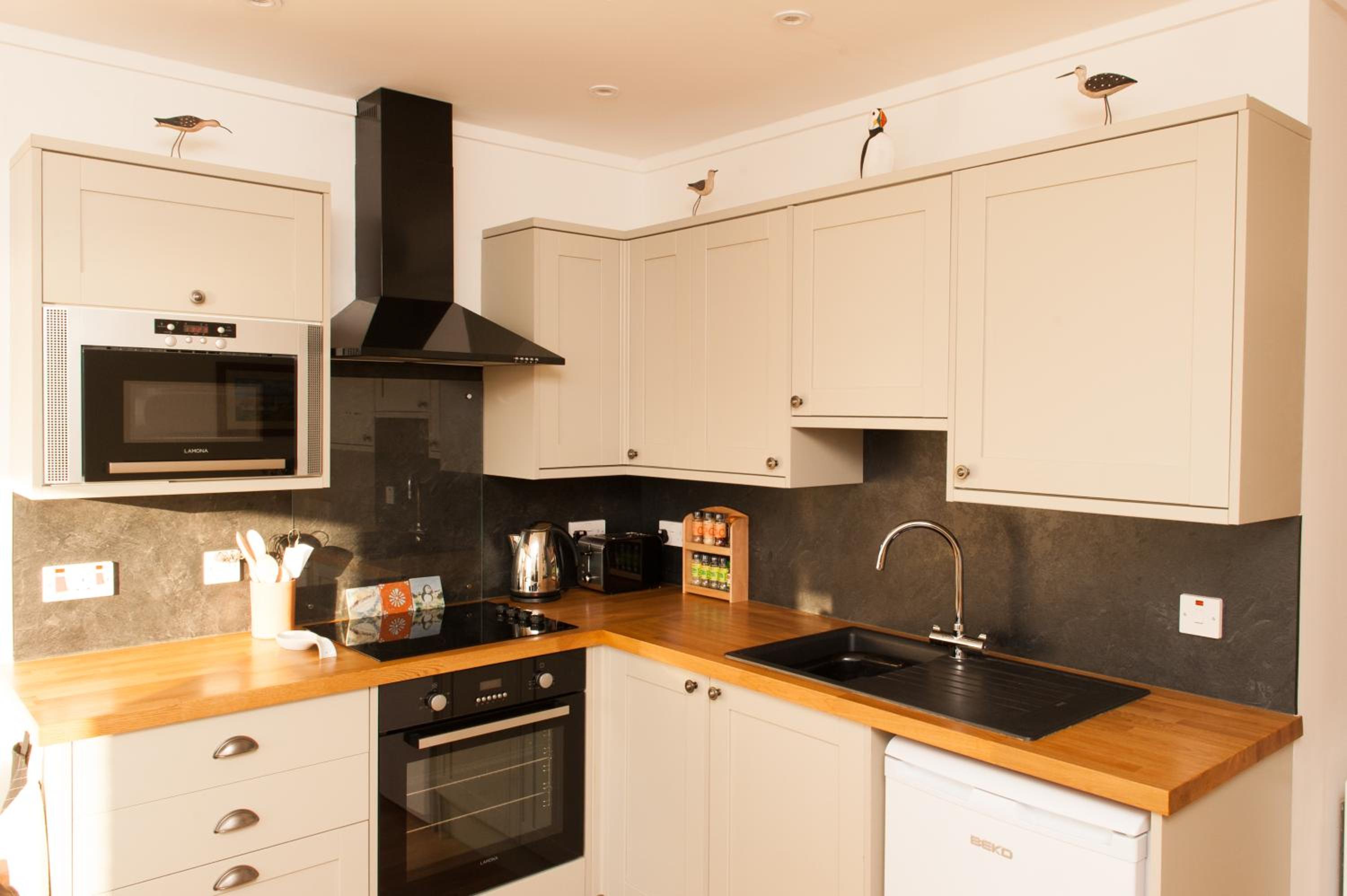 An Cala Beag Self Catering apartment on The Waternish Peninsula view 5