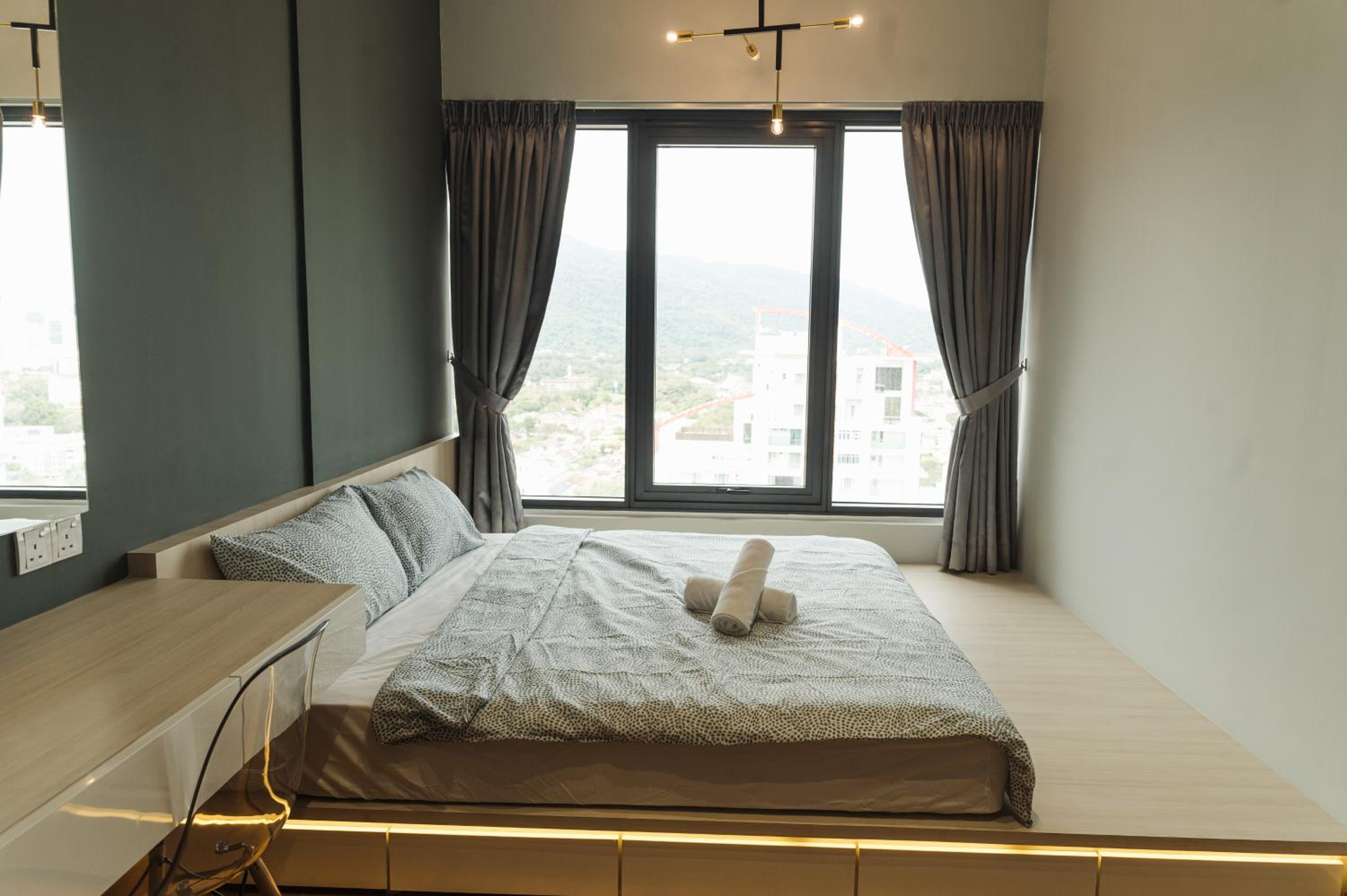 The Palm, 2BR Cityview by WStay @ Tropicana 218 Macalister photo 1