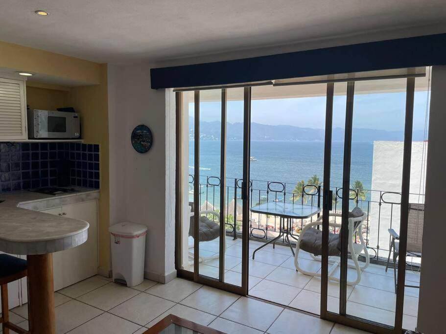 Beachfront view Condo beside la Isla Mall