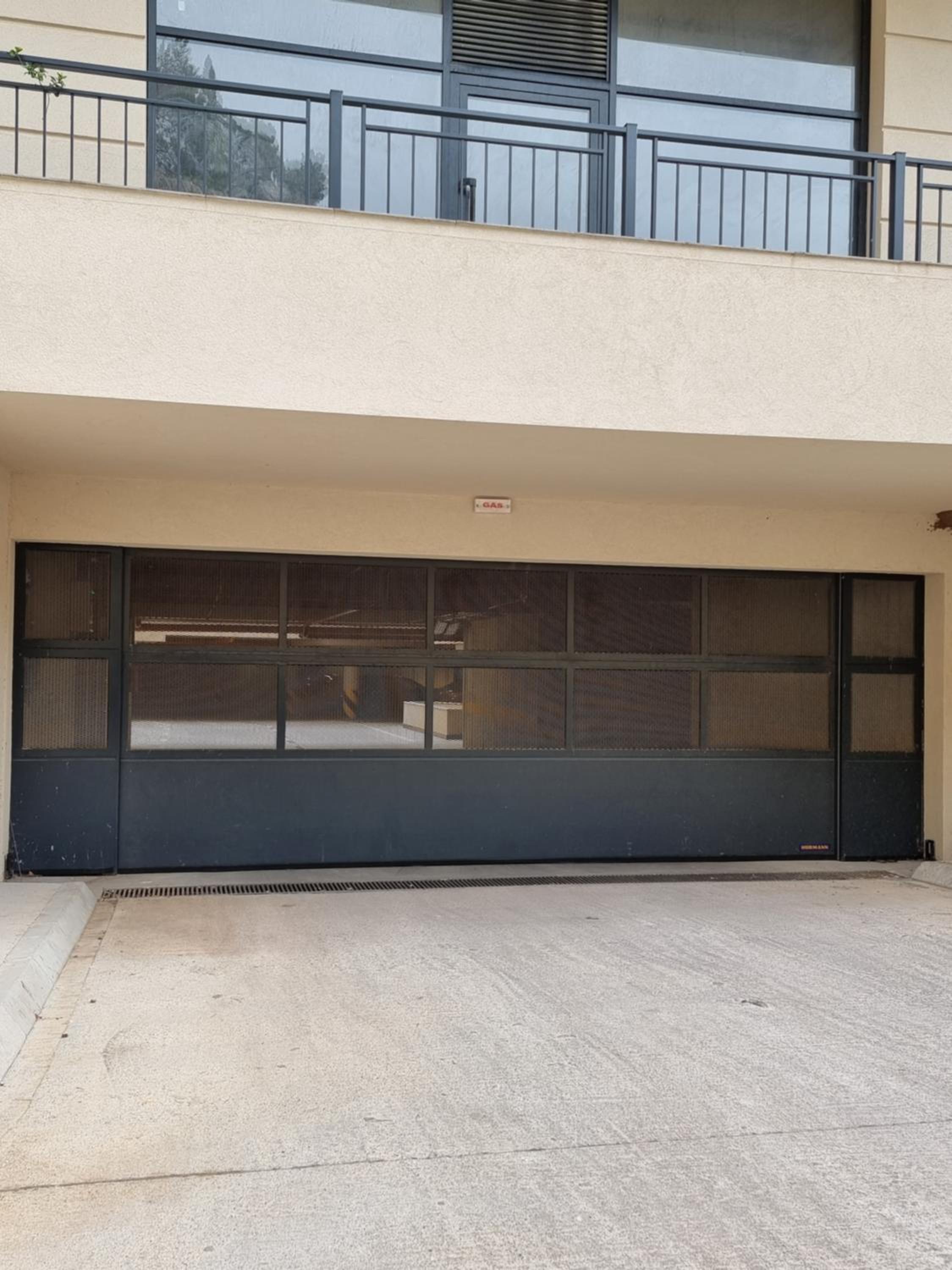 Fantastic new centre apartment