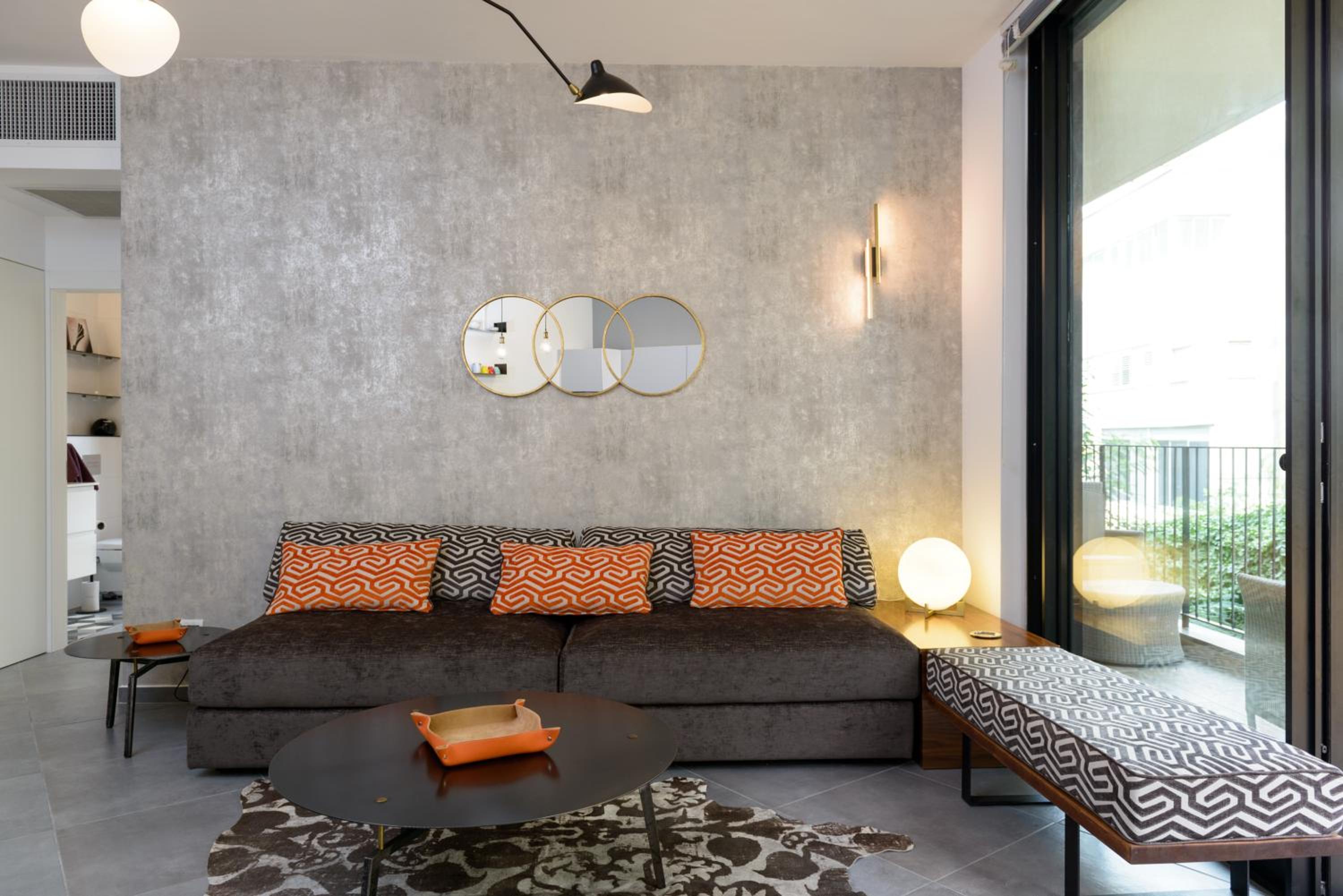 Cosy Apartment with Balcony Near Carmel Market by HolyGuest view 2