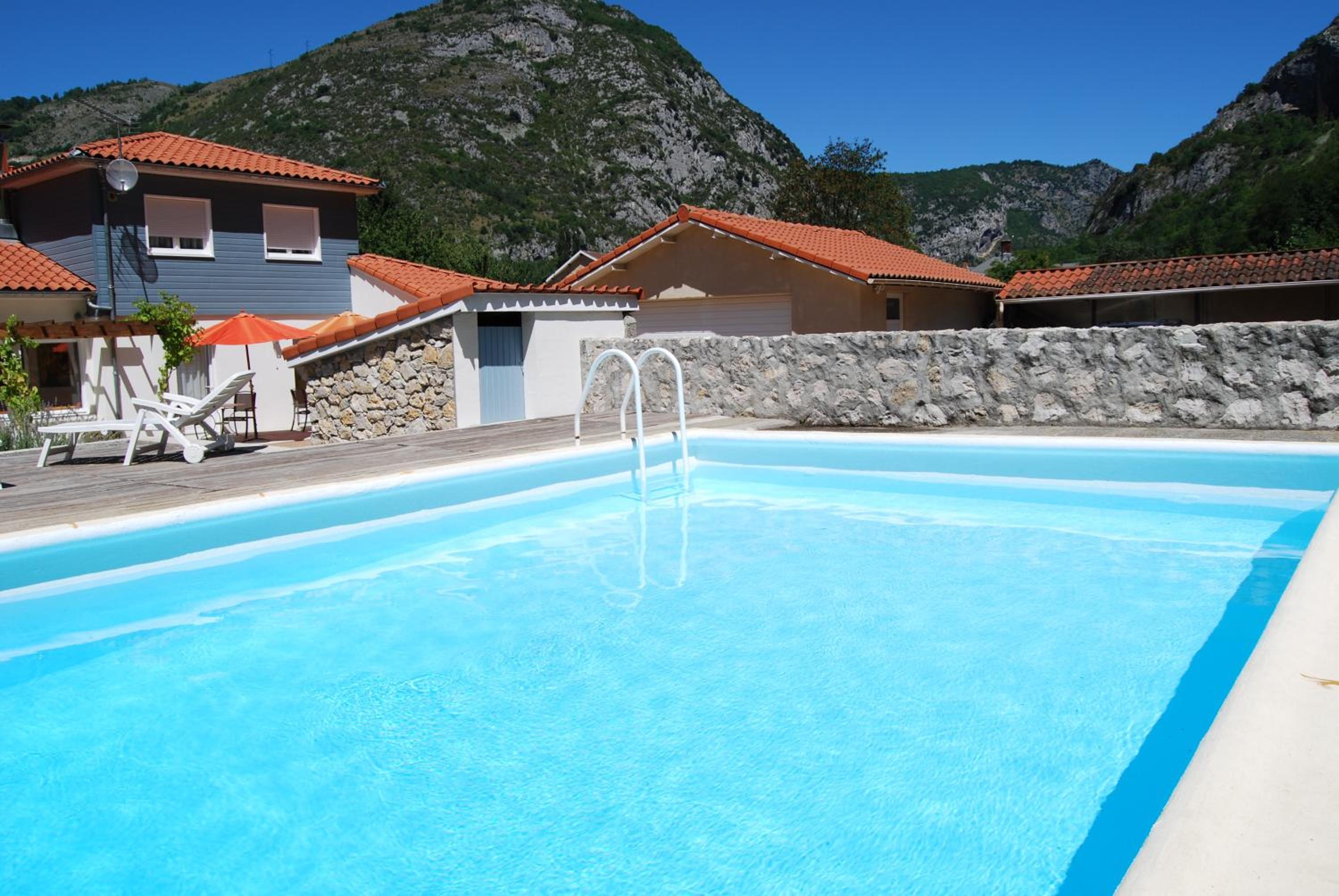 Les Terrasses De Castelmerle view 2