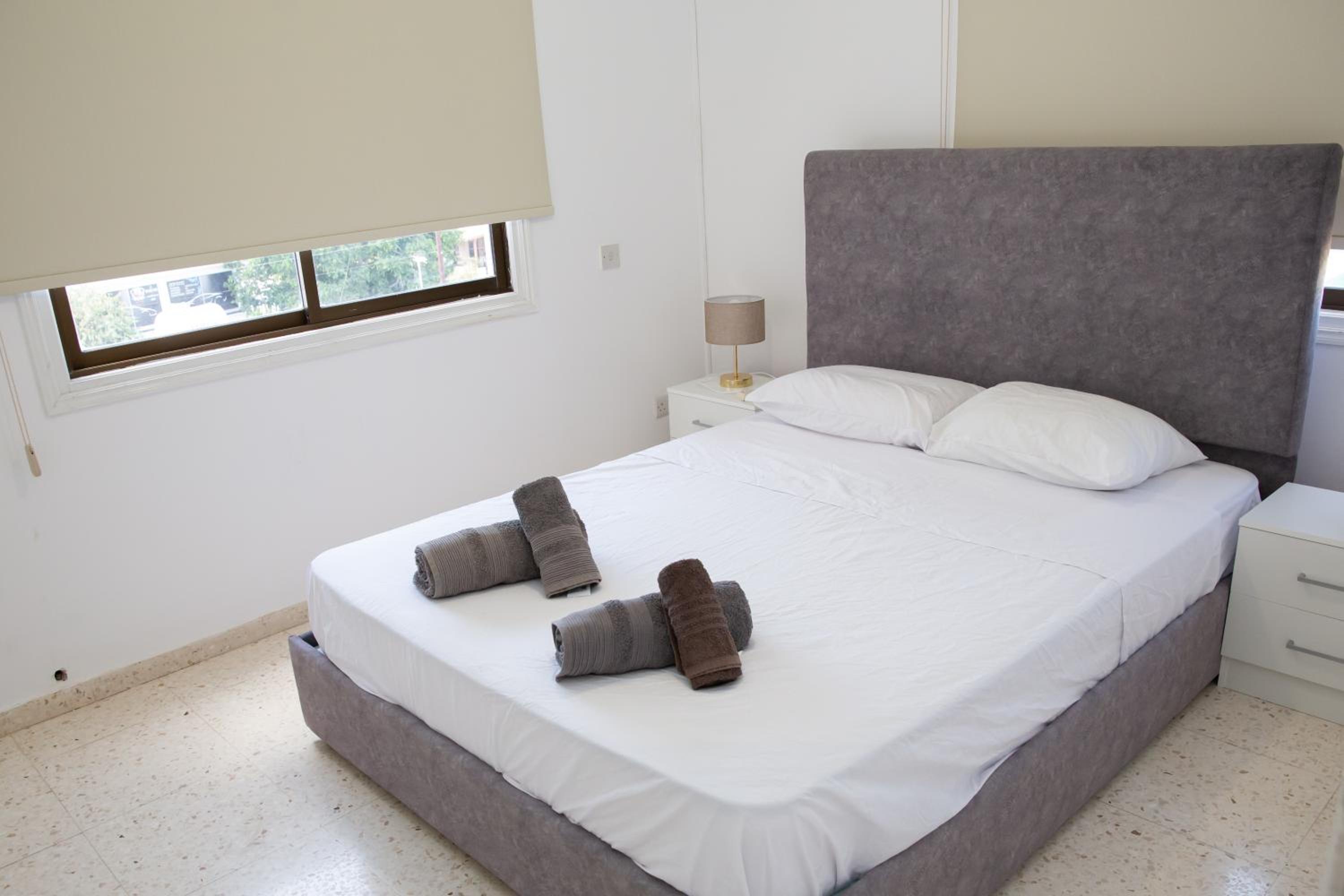 Spacious 2 BR appartment near mall -Internet 1Gbps