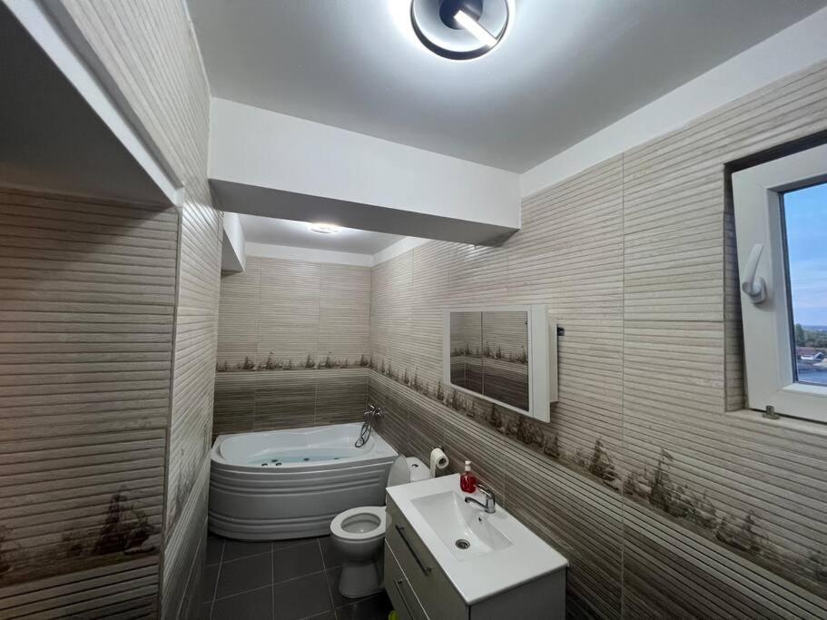 Lovely flat with bathtub 5 mins from center