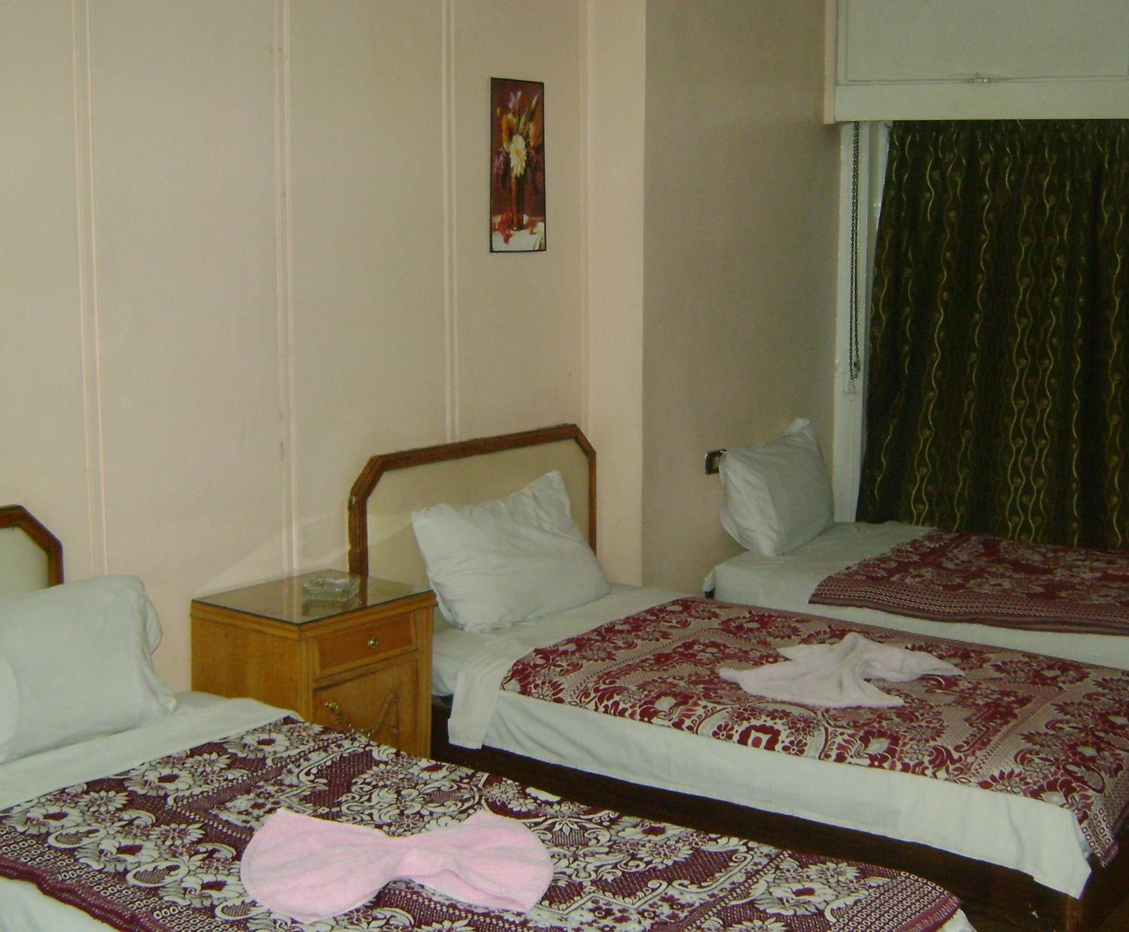 Isis Hostel 2