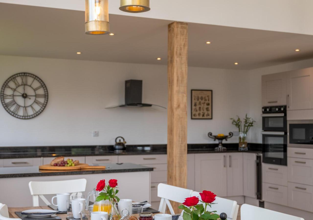 5 Bed in Briston oc-2305 view 4