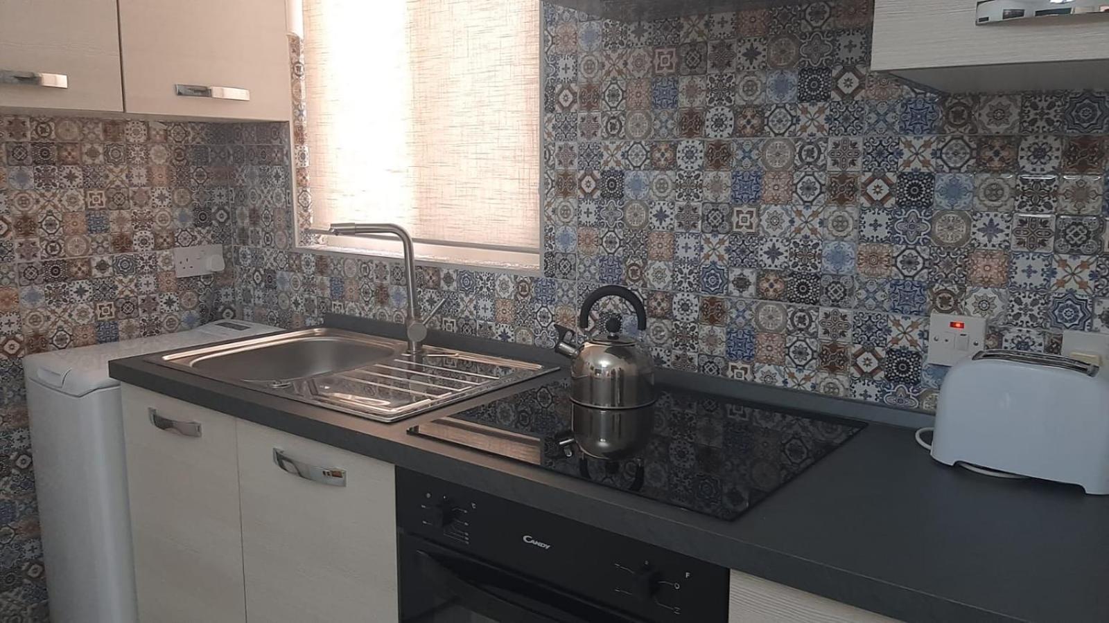 Your Basic Lodging Gozo view 5