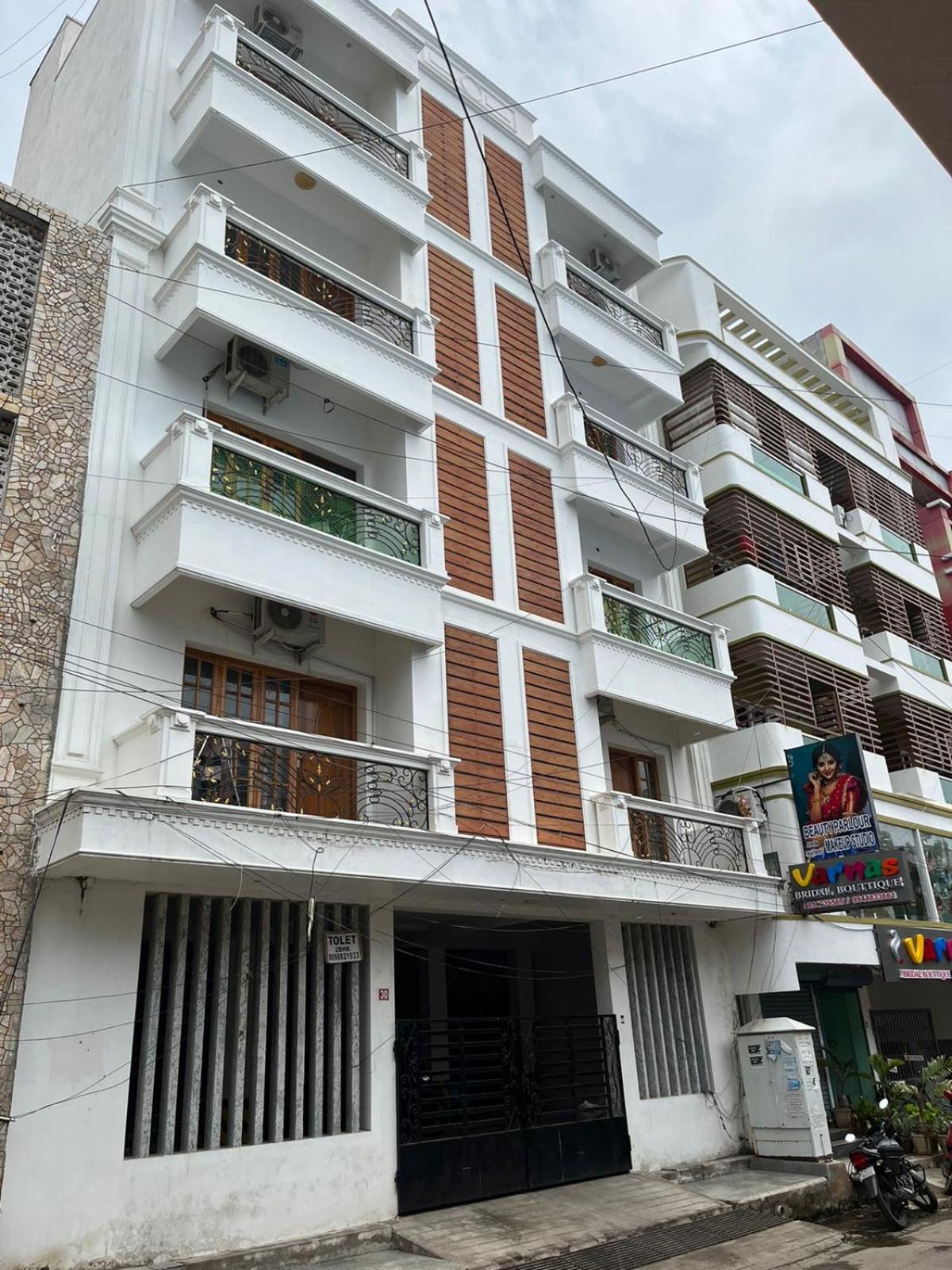 Sapphire Luxury Apartment