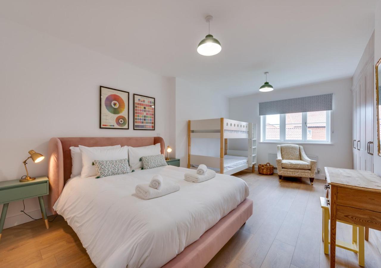 4 Bed in Holt oc-2358