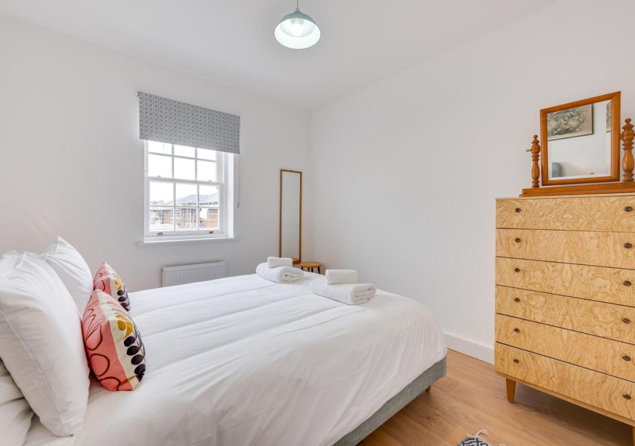 4 Bed in Holt oc-2358