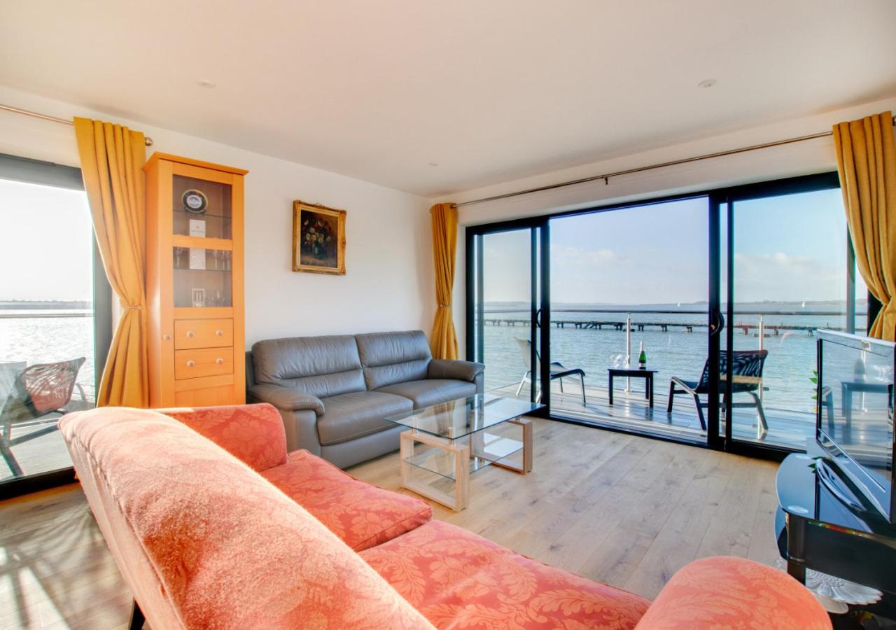 Admiralty Lodge view 3