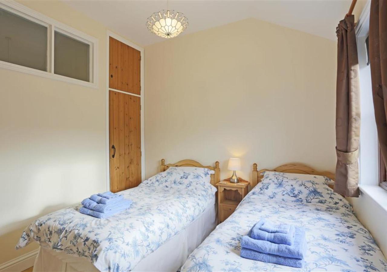 1 Bed in Beccles oc-hfs view 5