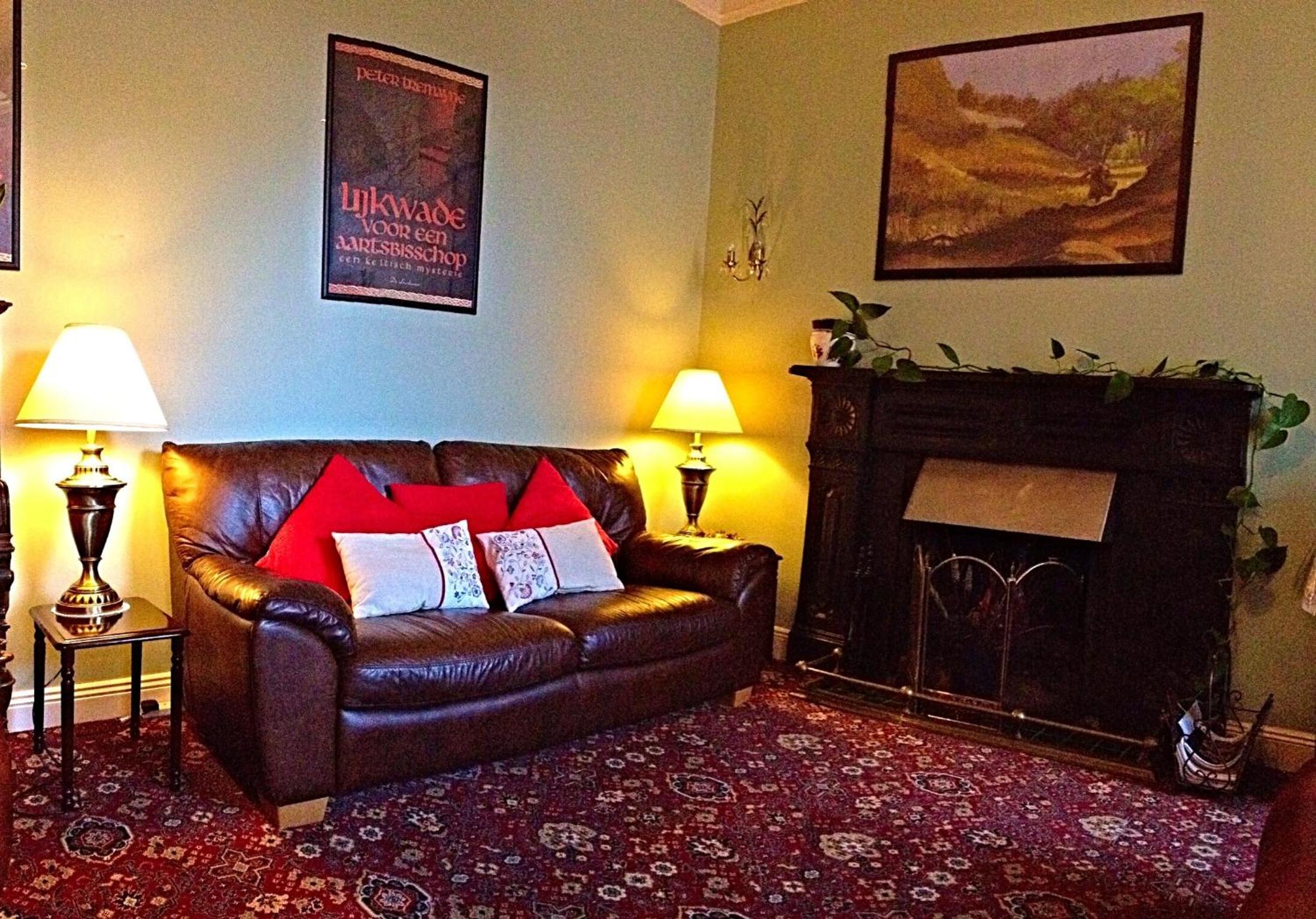 Cashel Town Center INN view 2