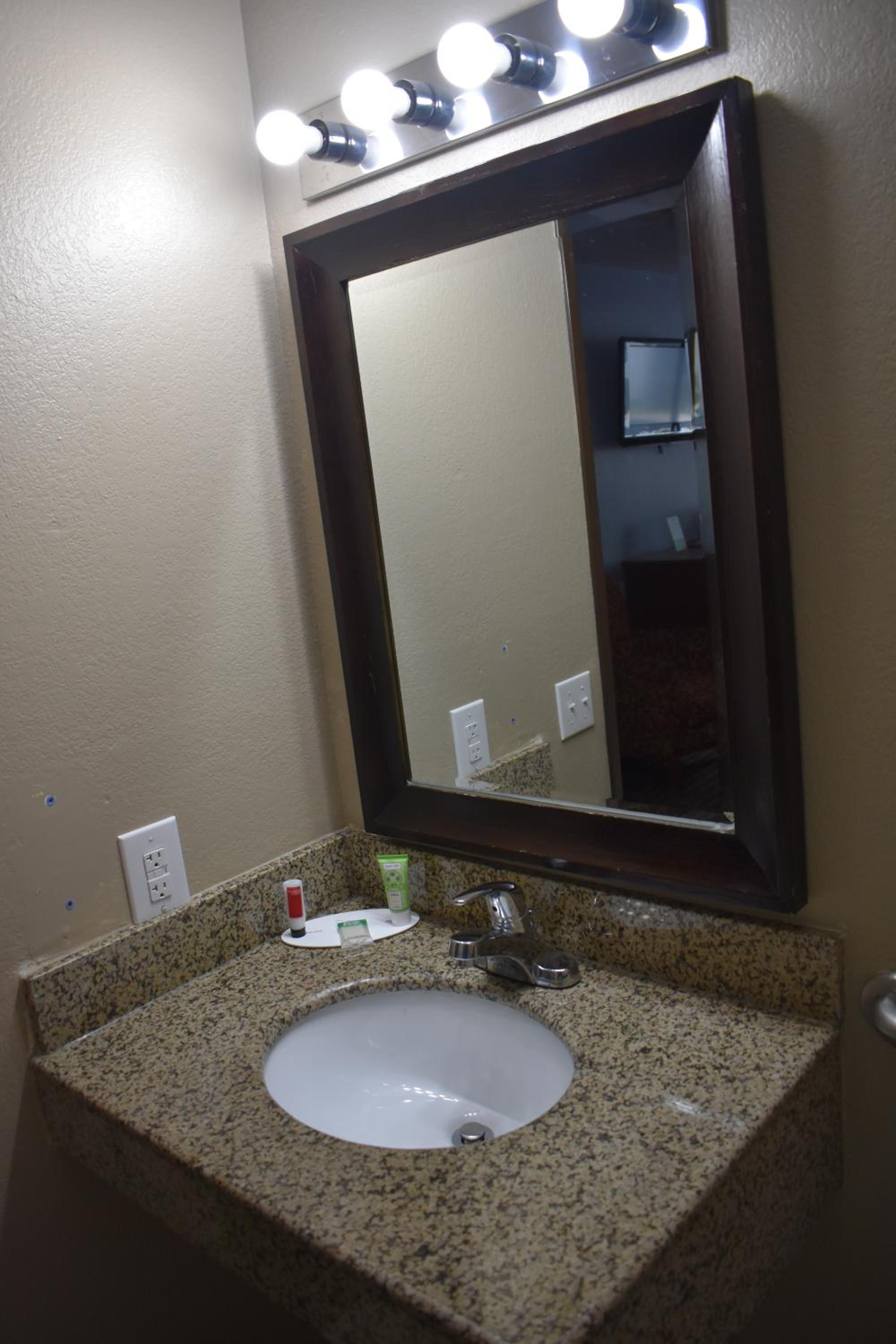Super 8 by Wyndham La Vale/Cumberland Area, Fotografia 36