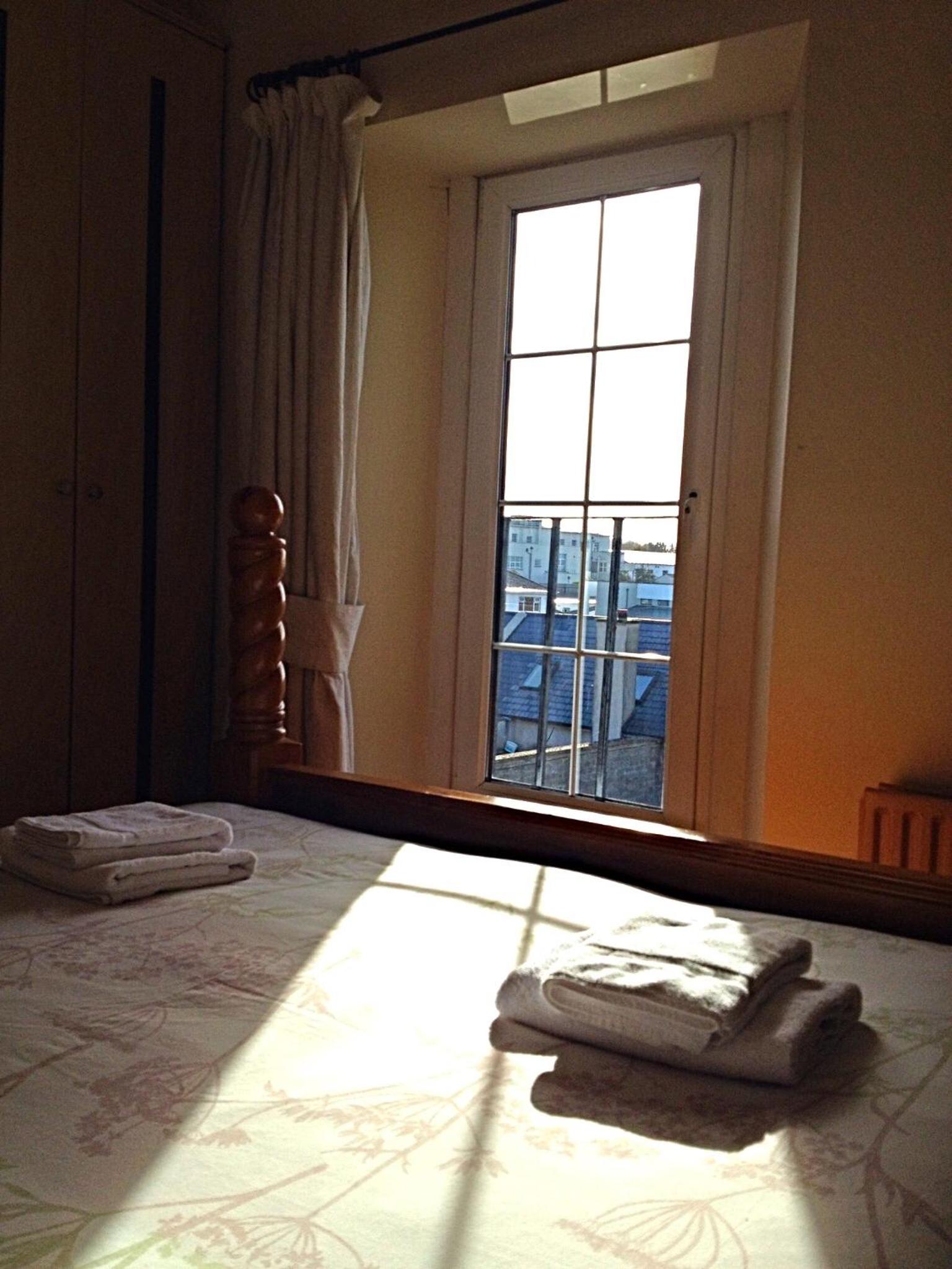 Cashel Town Center INN view 5