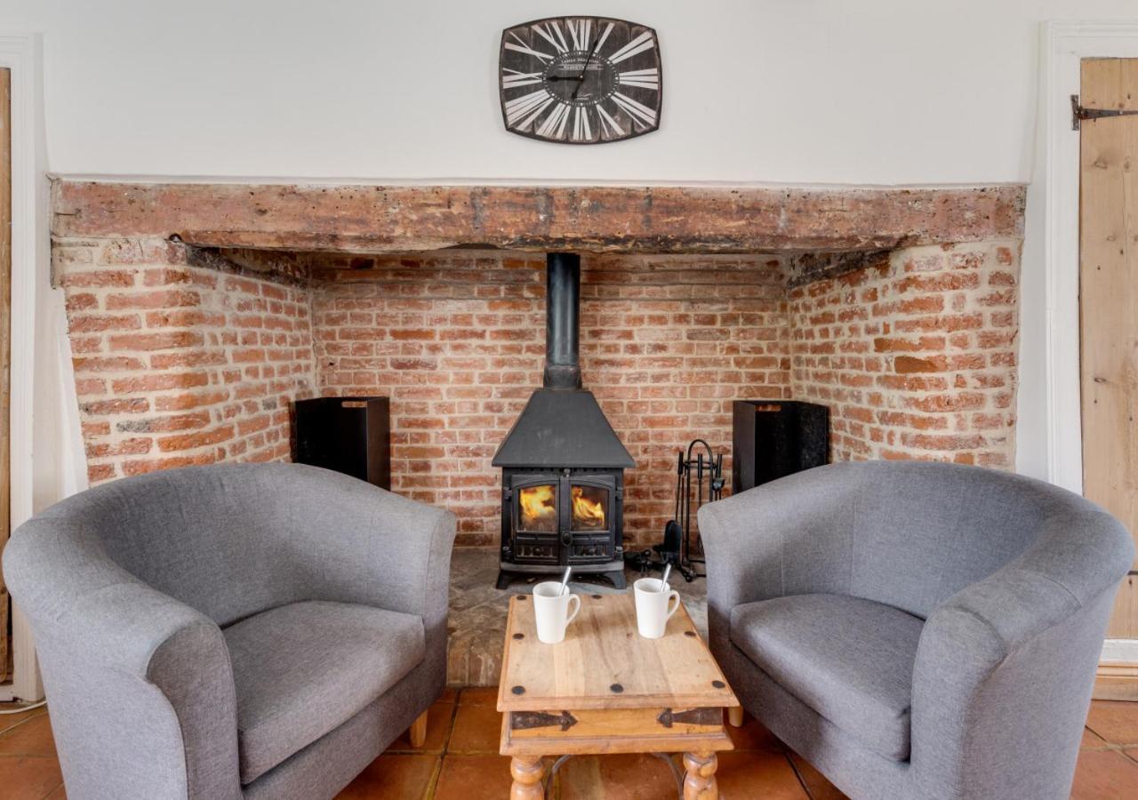 4 Bed in Saxmundham oc-oth view 5