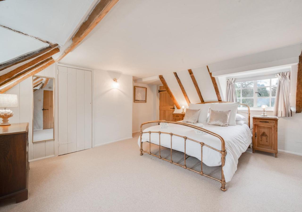 4 Bed in Westleton oc-holc view 4
