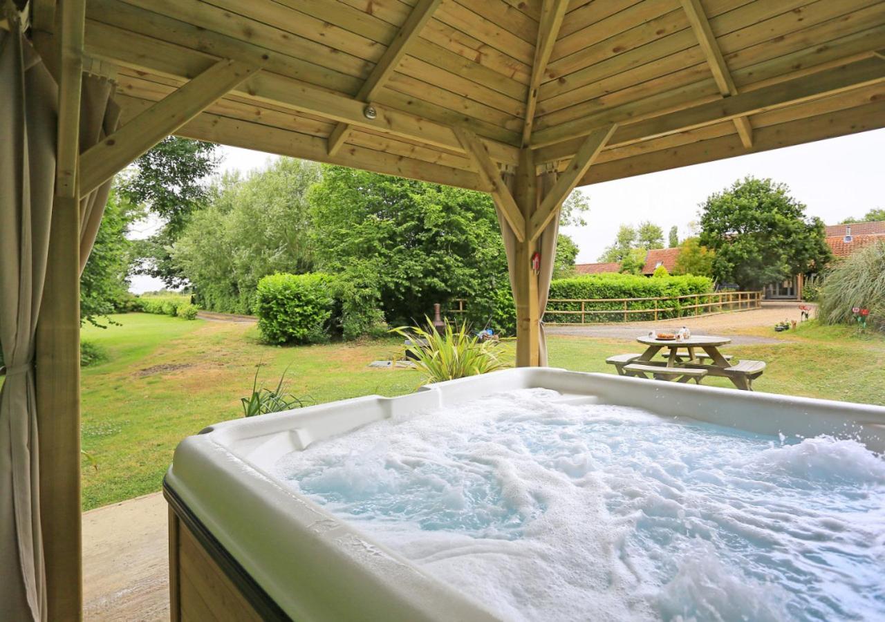 Chestnut Tree Barns view 3