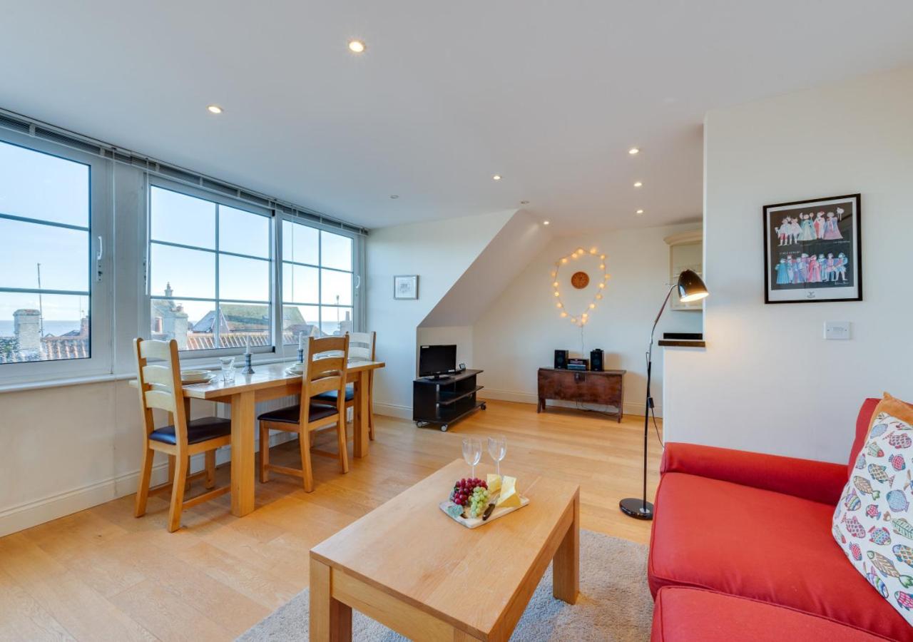 1 Bed in Aldeburgh oc-sld view 3