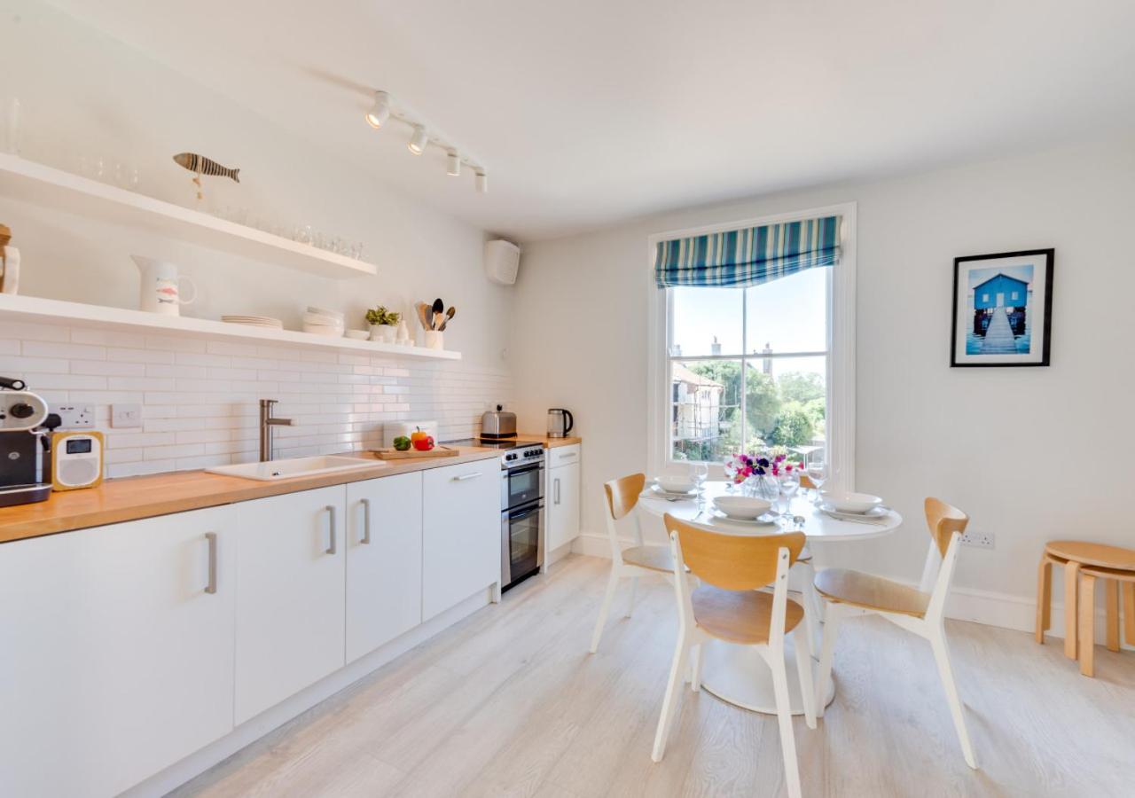 1 Bed in Southwold oc-77hs view 4