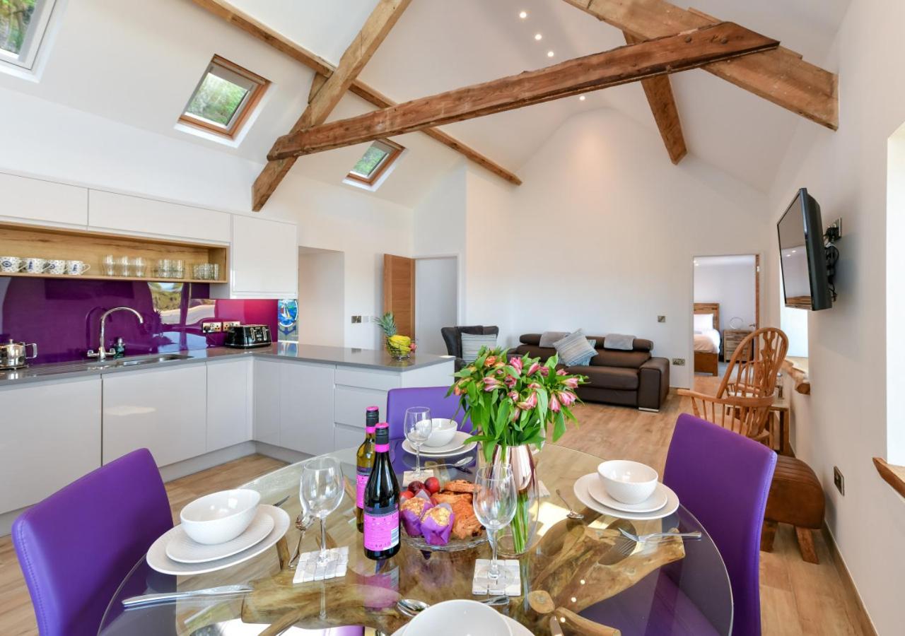 2 Bed in Llanbedrog oc-2thebo view 2