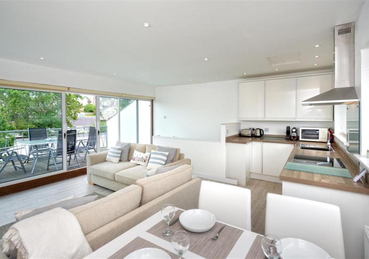 2 Bed in Pwllheli oc-45caed view 2