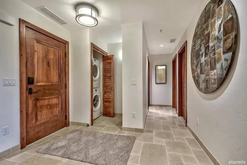 Lake Tahoe Vacations - Ultimate Luxury Residence with Extras Galore across from Heavenly Village Gondola - Zalanta Resort - Property Image 8
