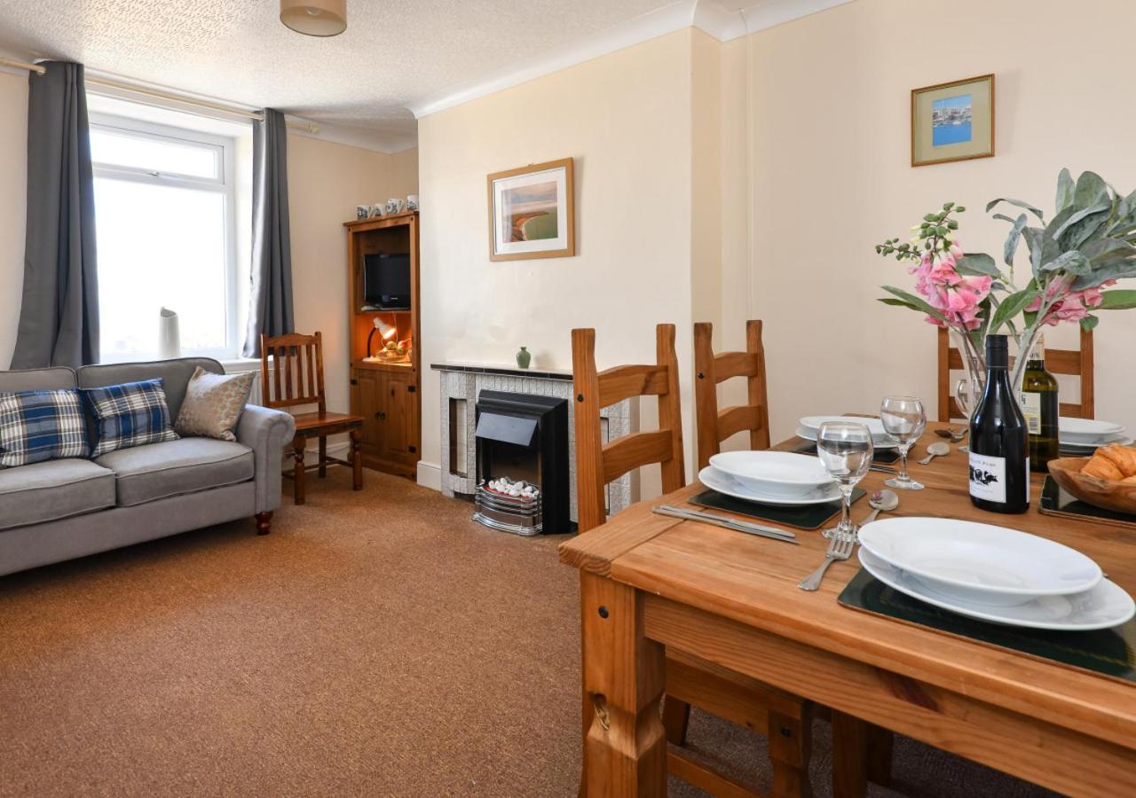 4 Bed in Bwlchtocyn oc-uchaf view 3