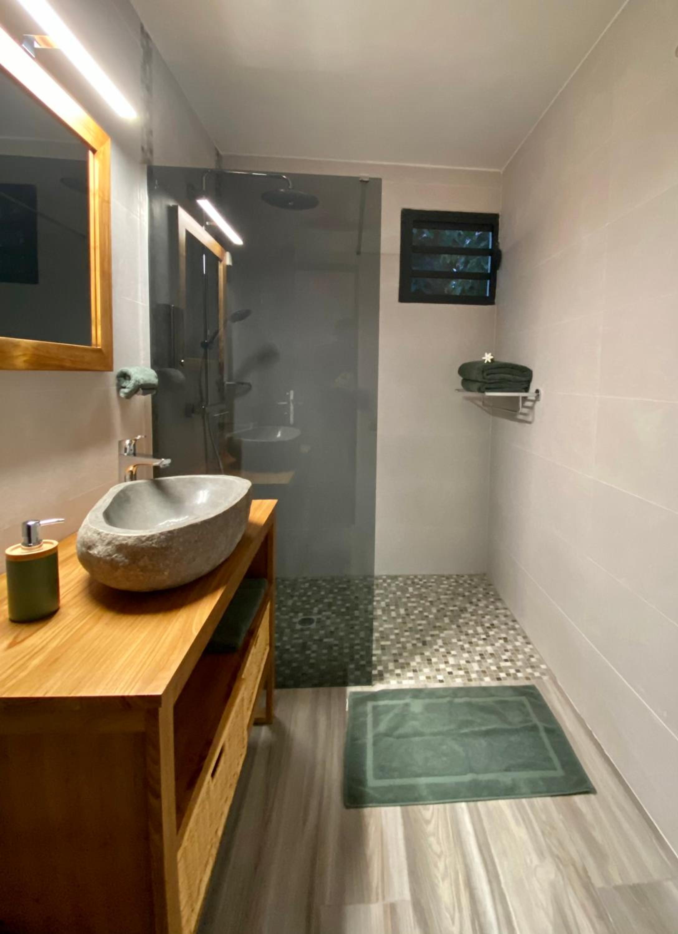 Ti karet - Charmant logement avec Jacuzzi et vue mer