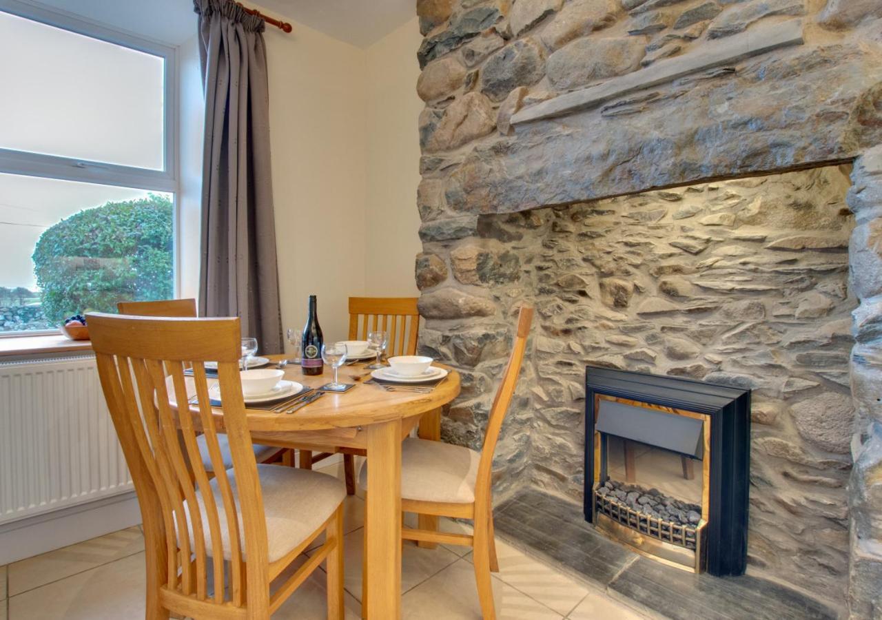2 Bed in Barmouth oc-wah698 view 3