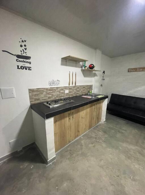 Apartamento entero todo incluidoEdificio A2 303 view 3