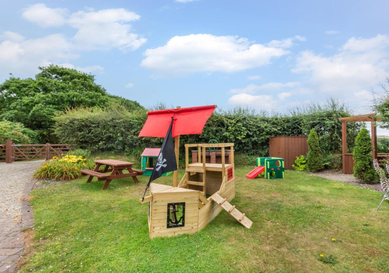 Primrose Cottage view 2