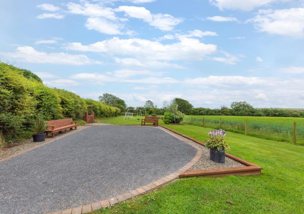 Primrose Cottage view 4