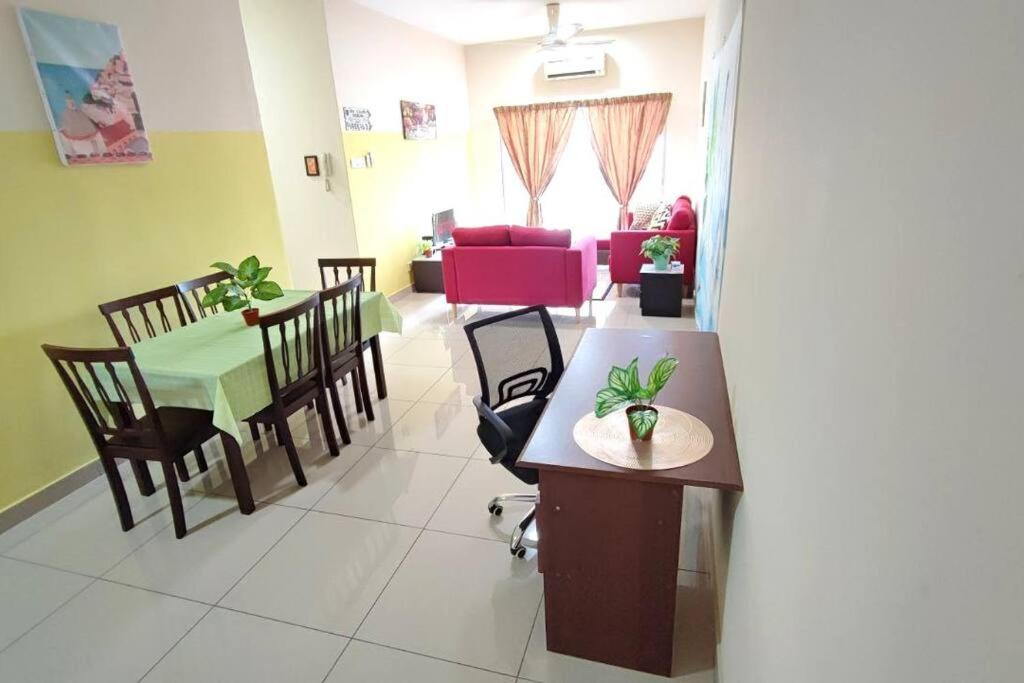 YOLO Budget CONDO KL NETFLIX WIFI