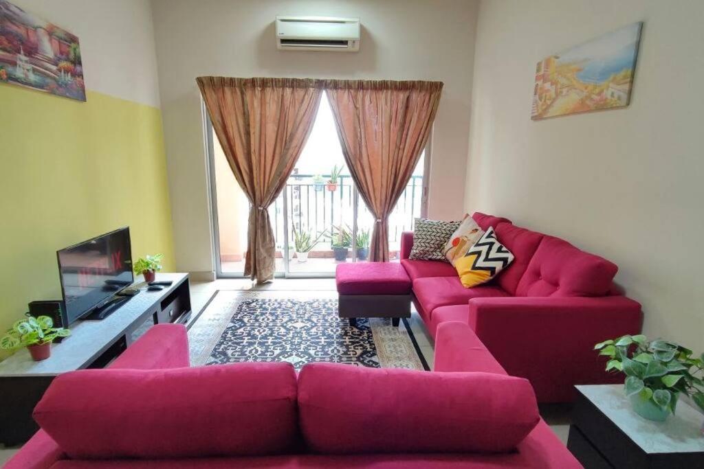 YOLO Budget CONDO KL NETFLIX WIFI