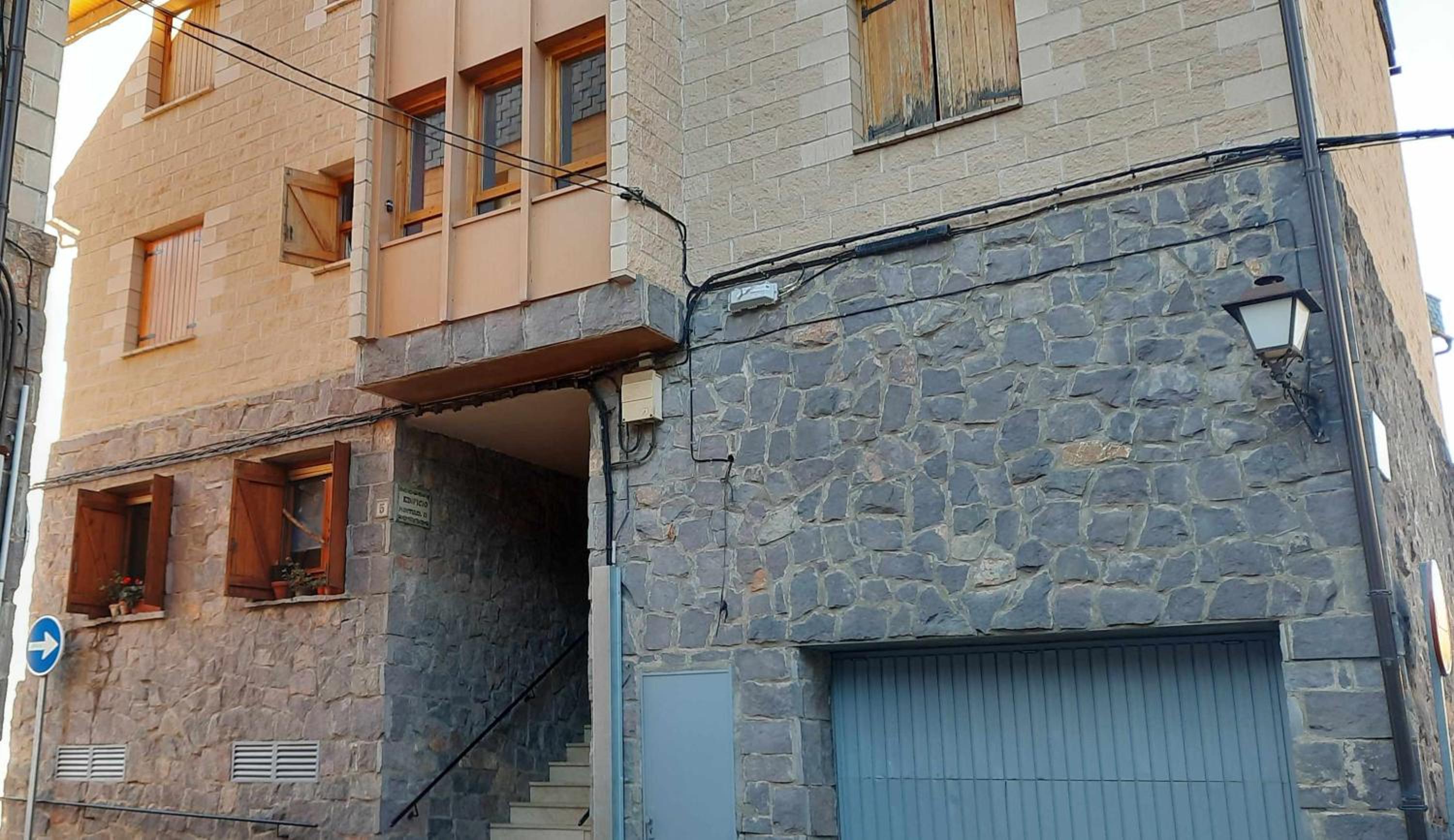 La Marmota Suite, apartamento rústico en Panticosa view 2