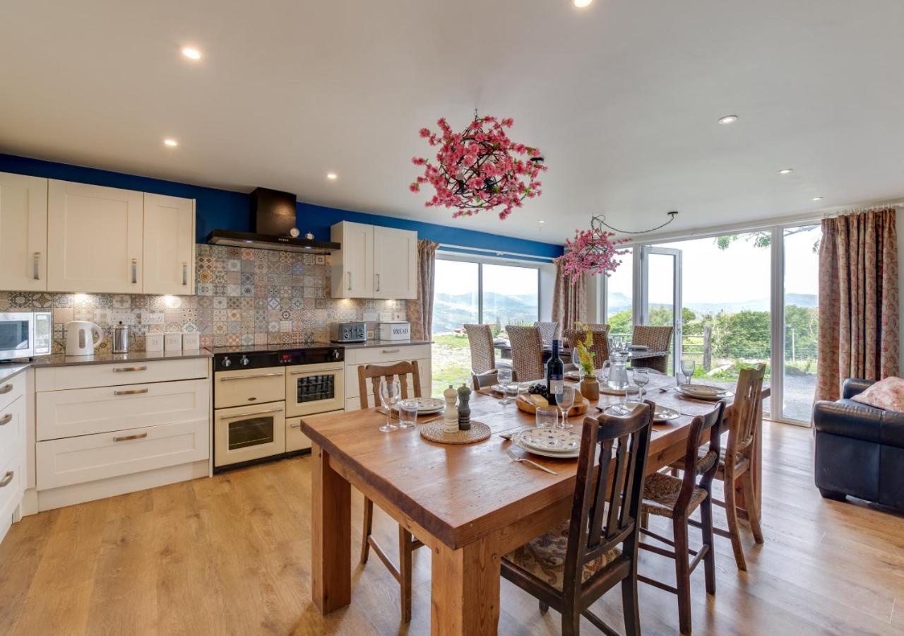6 Bed in Barmouth oc-bow245 view 3