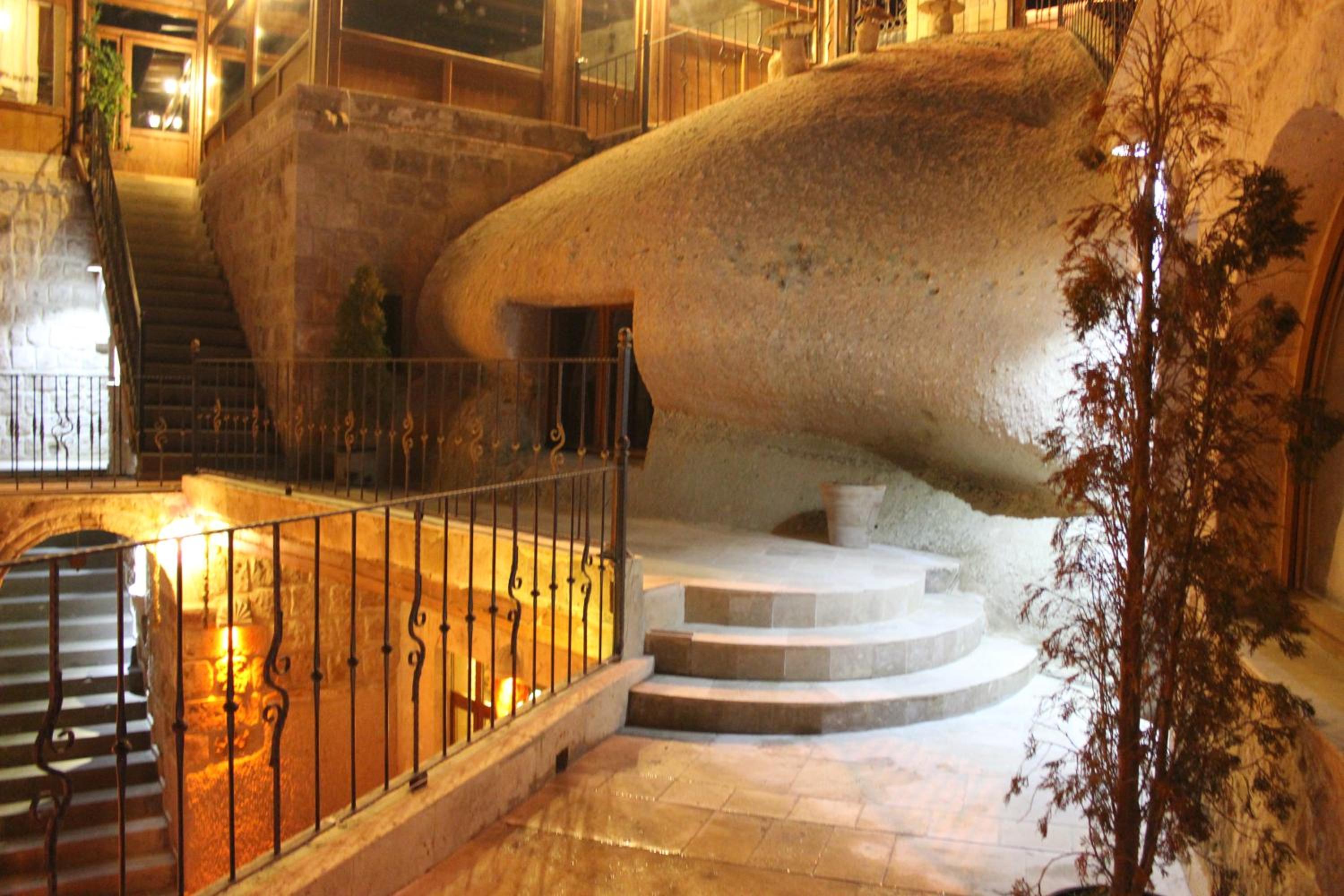 Grand Cave Suites - Image 31