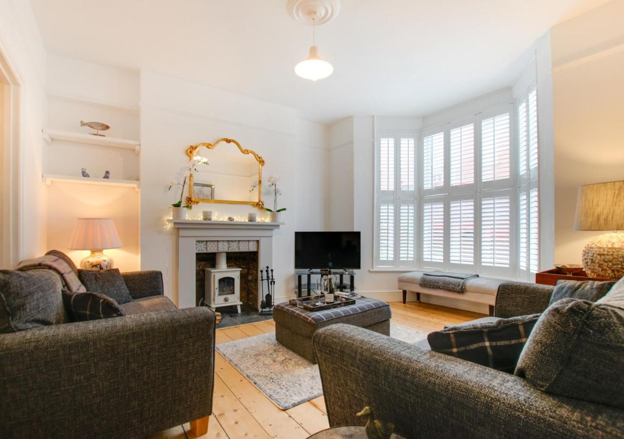 3 Bed in Mumbles oc-hh1223 view 3