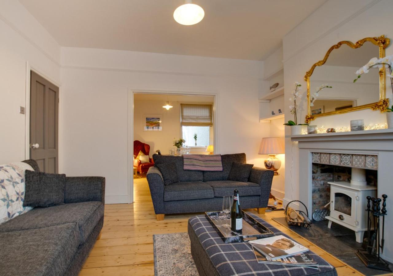 3 Bed in Mumbles oc-hh1223 view 4