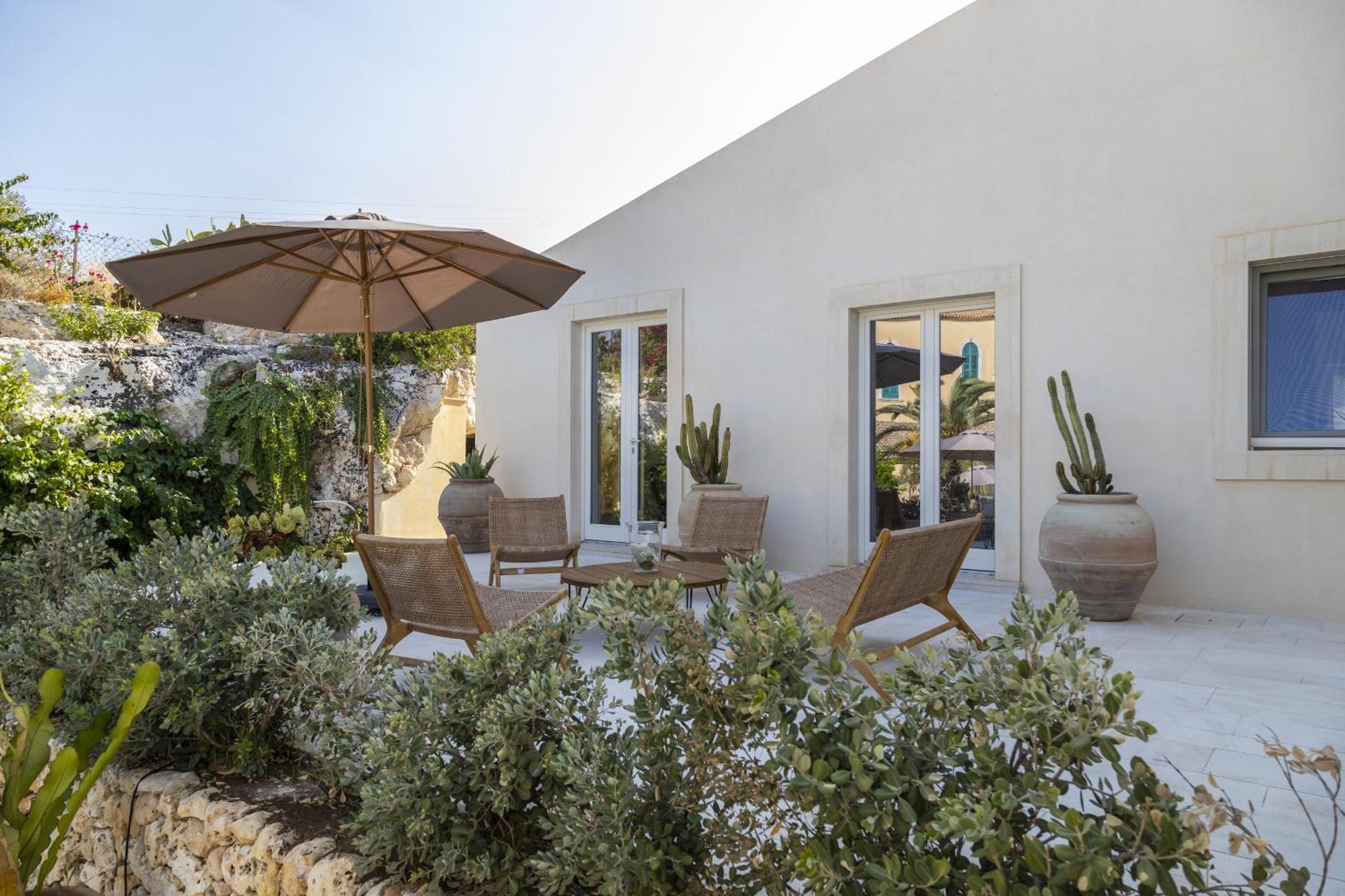 Allìsola Country Villa view 4