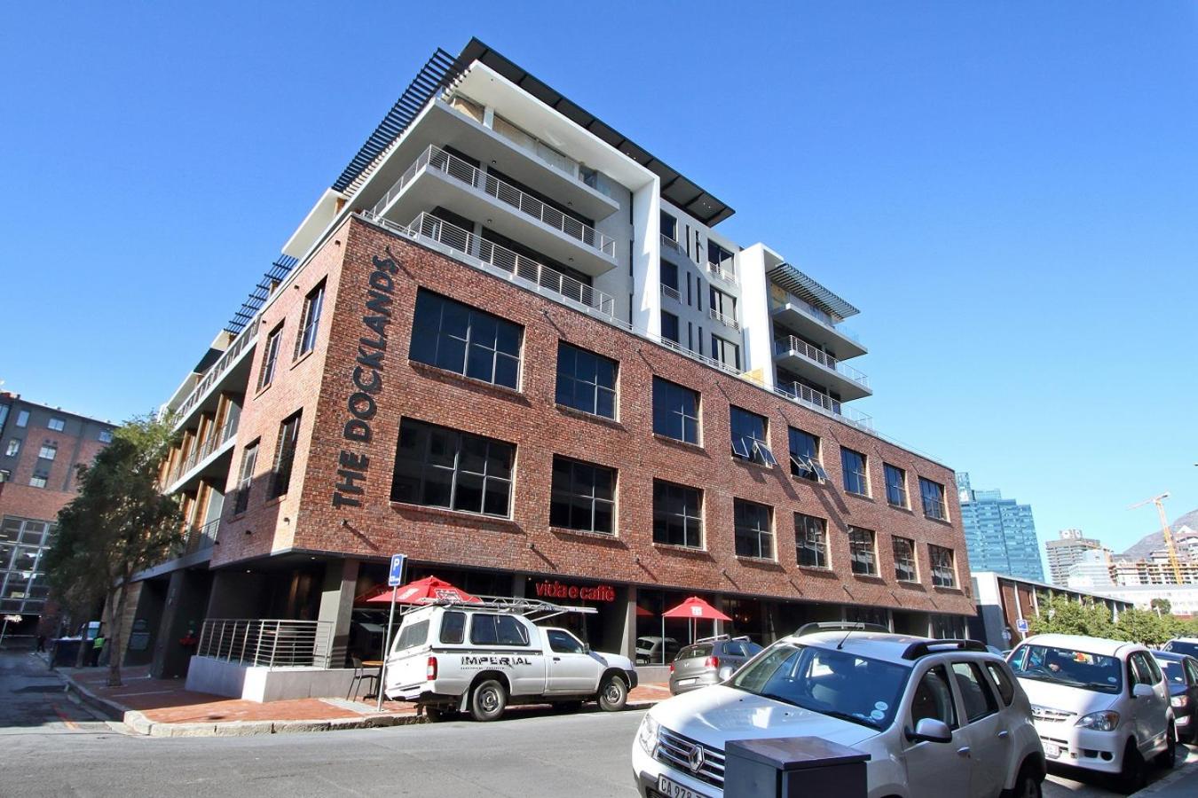 Hotel Executive Cape Town Family Apartment in Docklands, by ITC Hospitality - Image 1