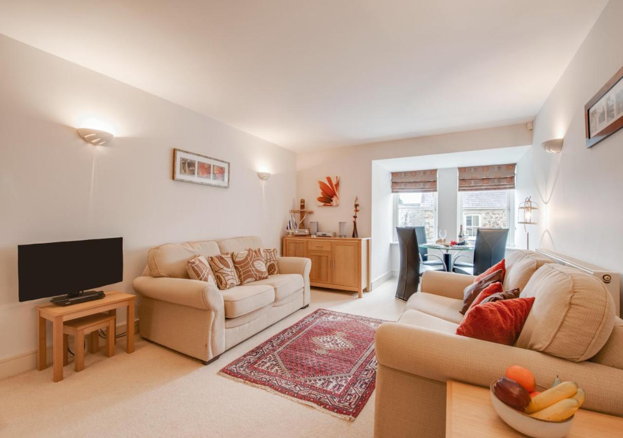 1 Bed in Saundersfoot oc-pw9253 view 3
