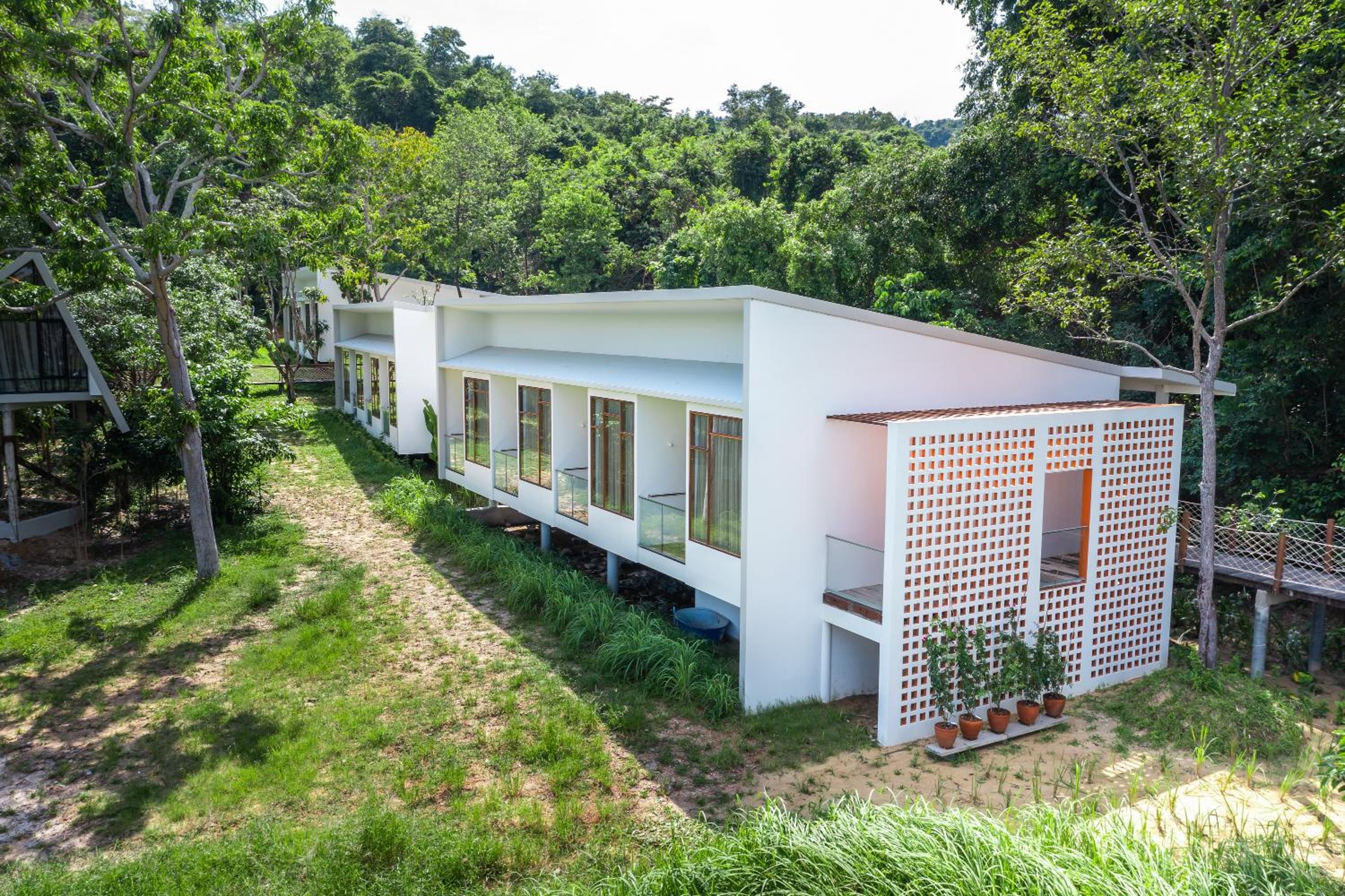 Baan Ploy Sea