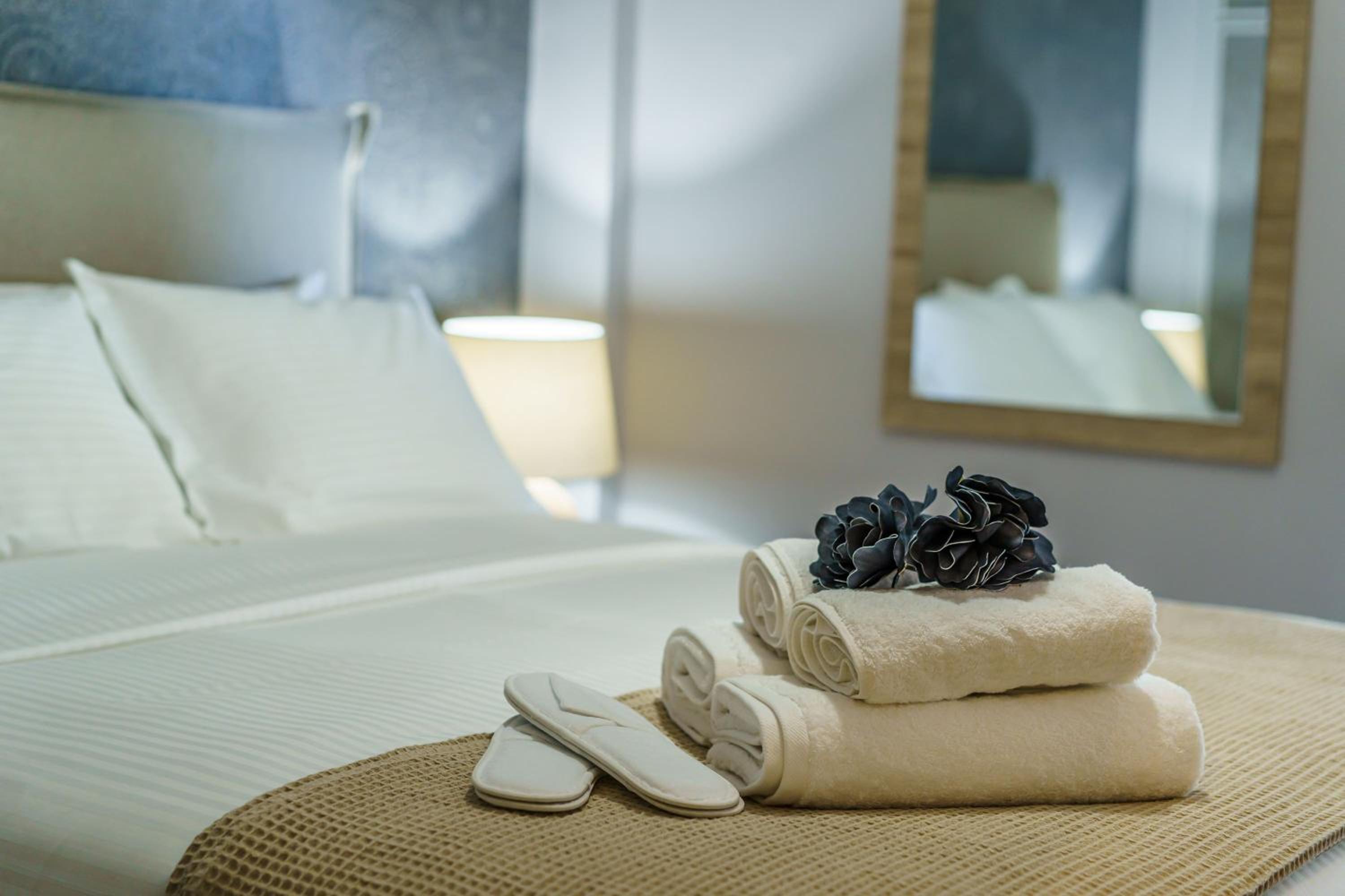 Motley Luxury Apartment by Estia photo 2